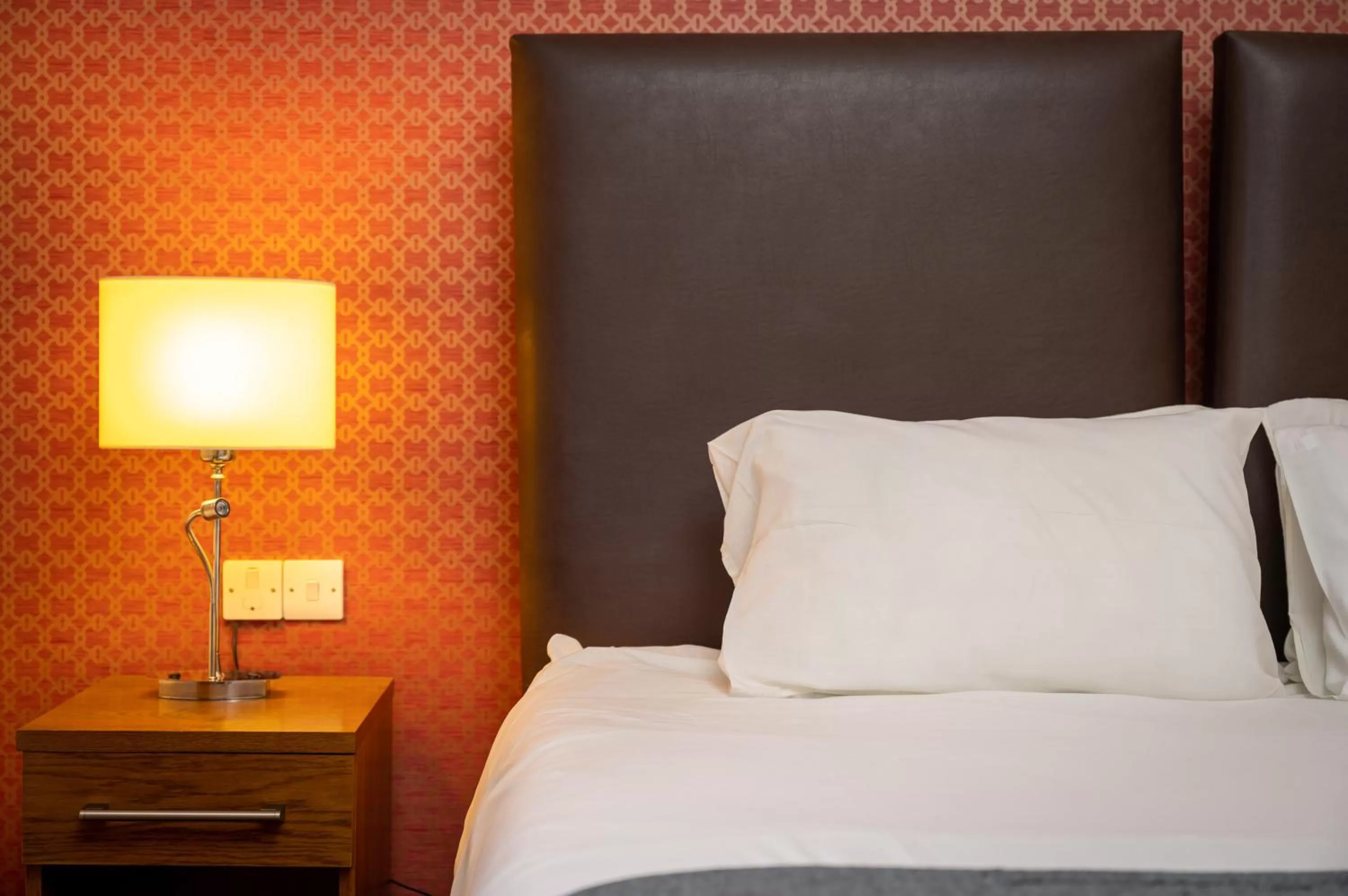 Bed in Edinburgh Whisky House Hotel