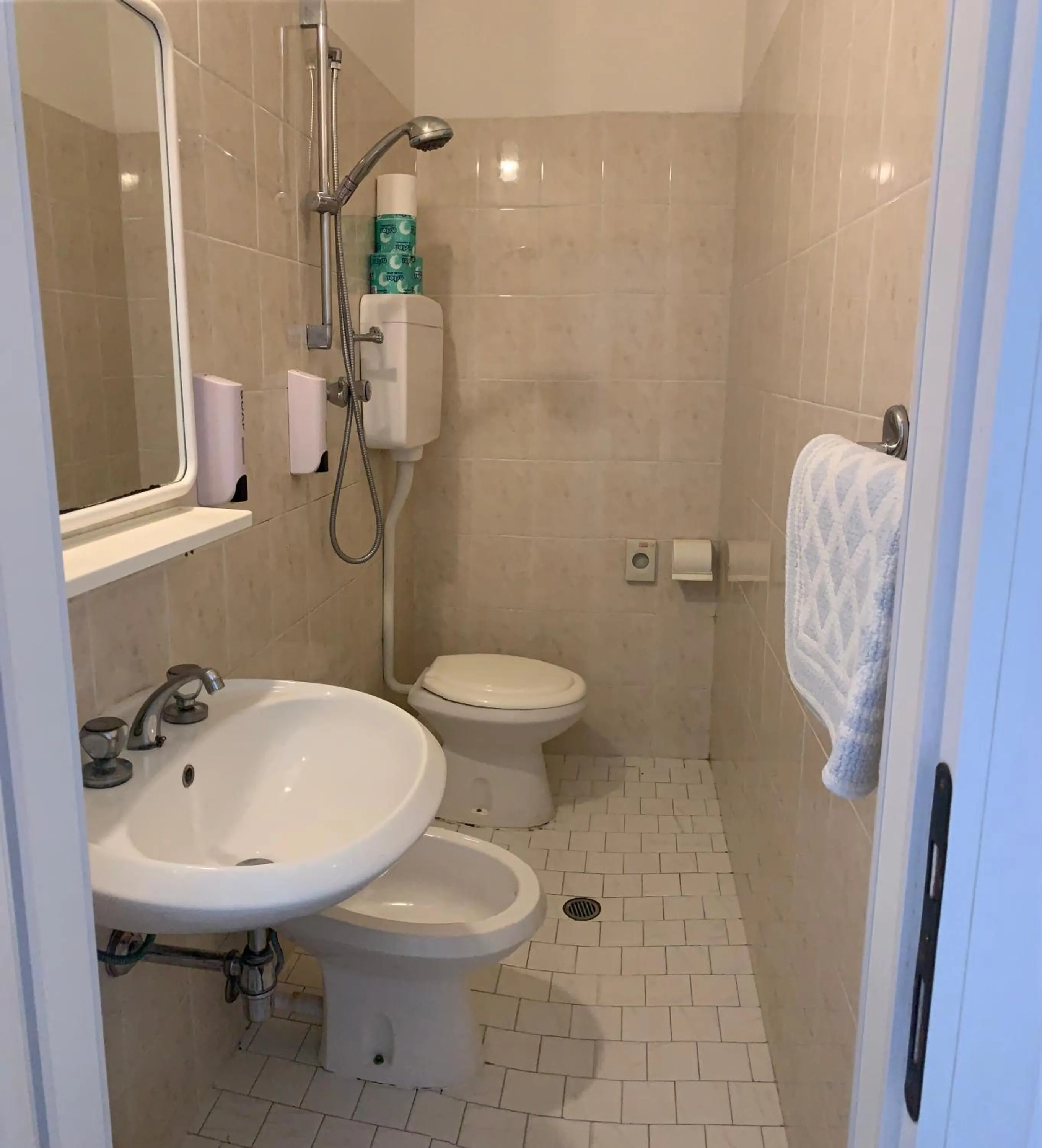 Shower in Hotel Laika