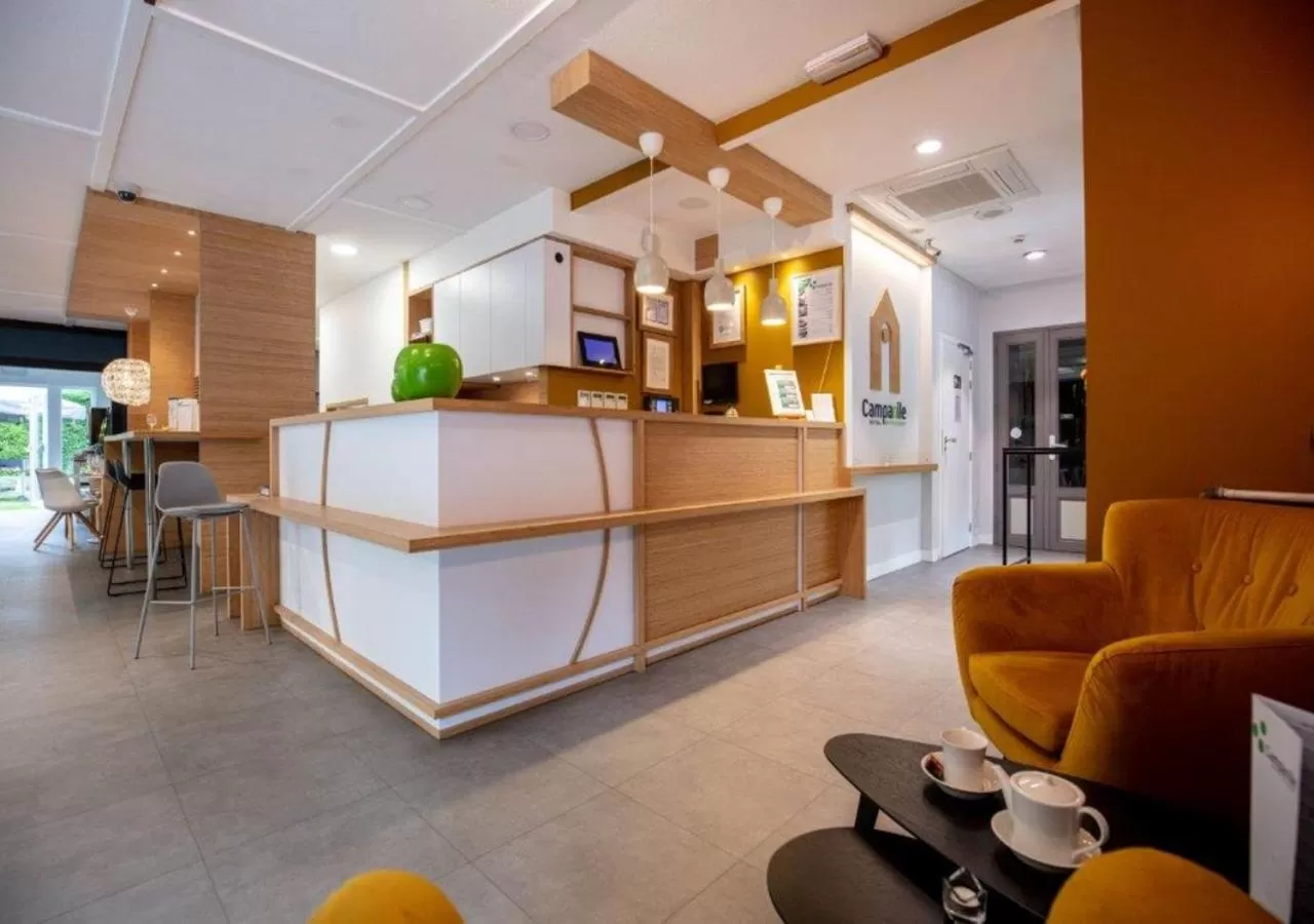 Staff in Campanile Hotel & Restaurant Liège / Luik