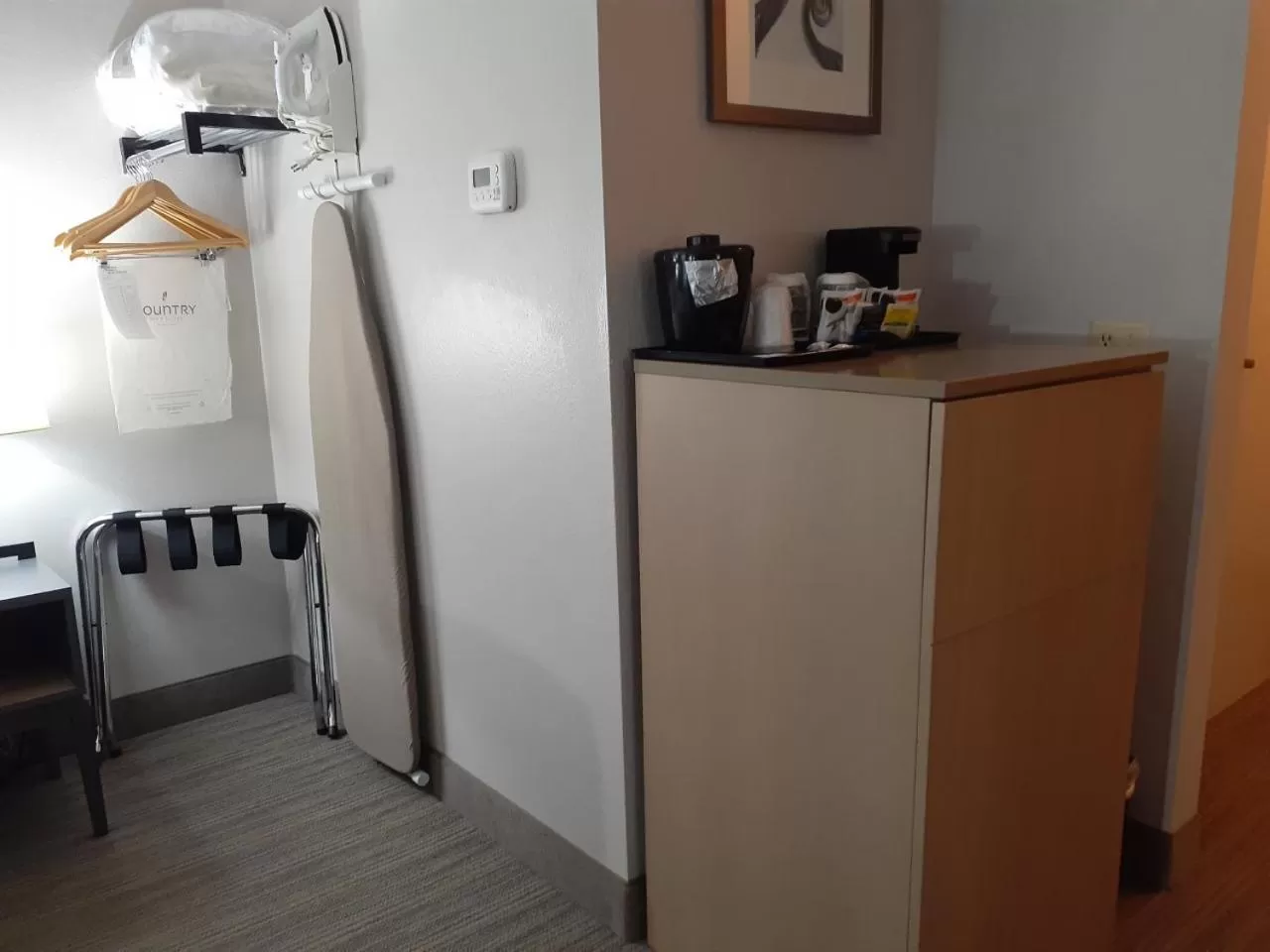 Country Inn & Suites by Radisson, Freeport, IL