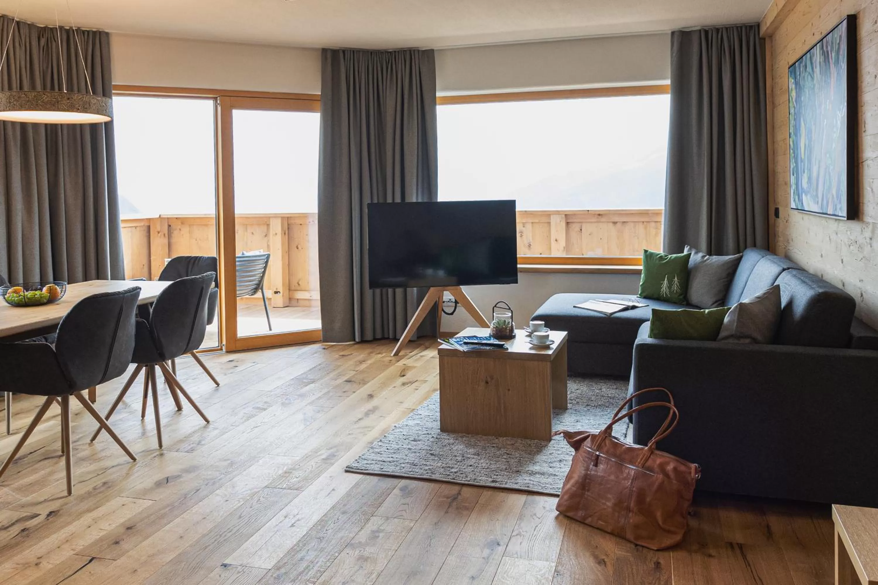 Living room, TV/Entertainment Center in Puitalm - Natur I Apart I Hotel