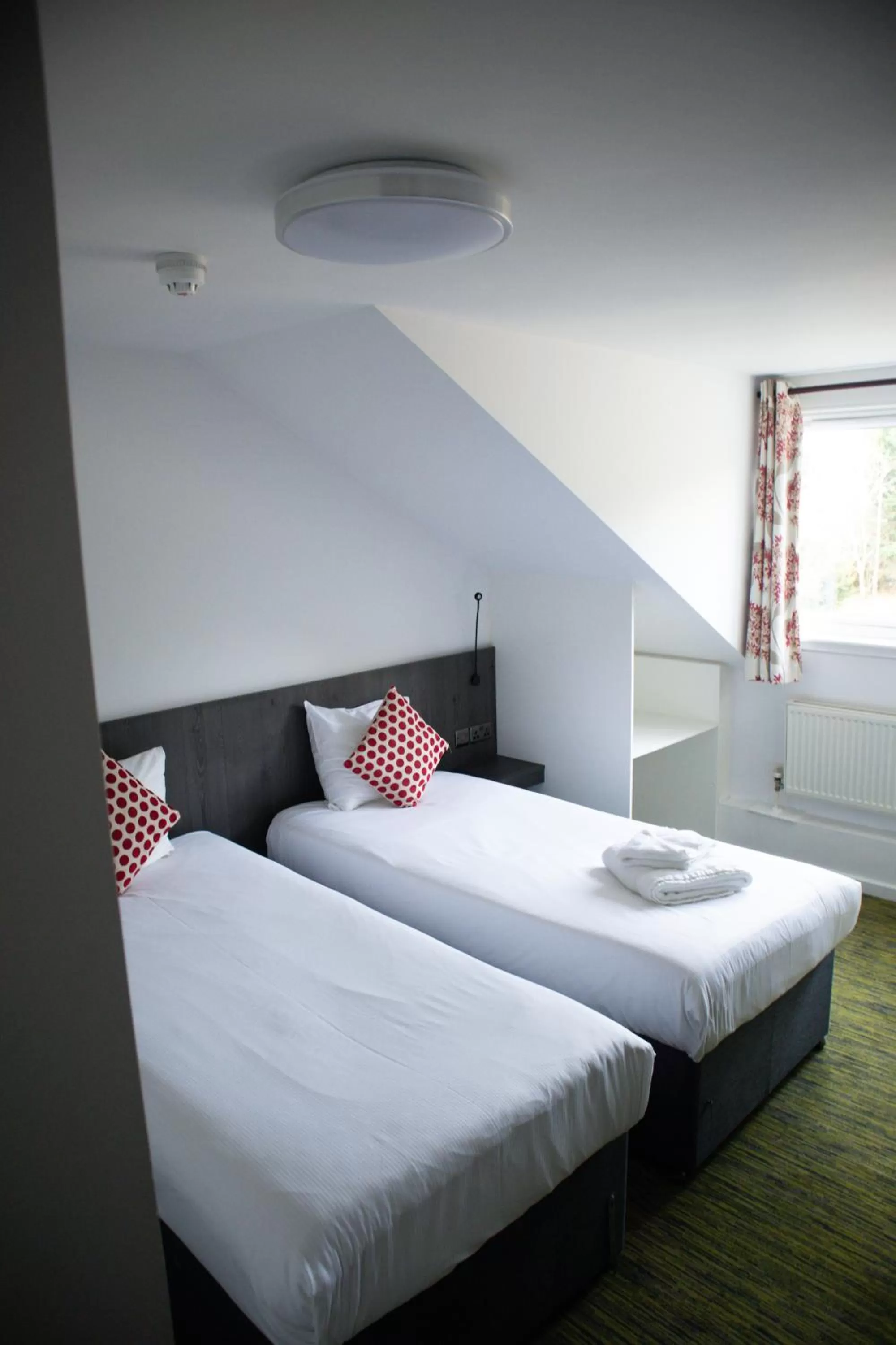 Bed in Draycote Hotel And Whitefields Golf Course