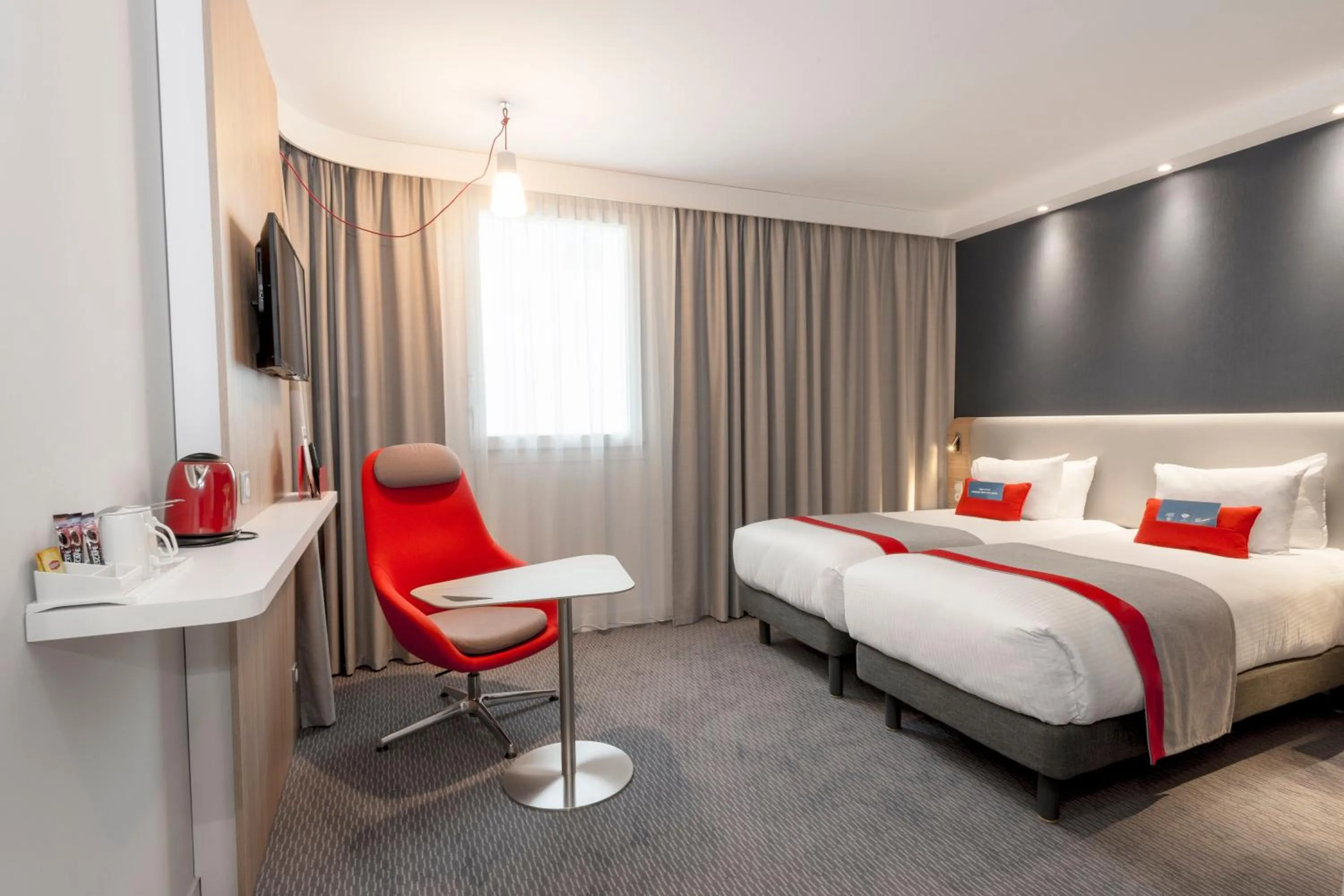 Photo of the whole room, Bed in Holiday Inn Express Paris - Velizy by IHG