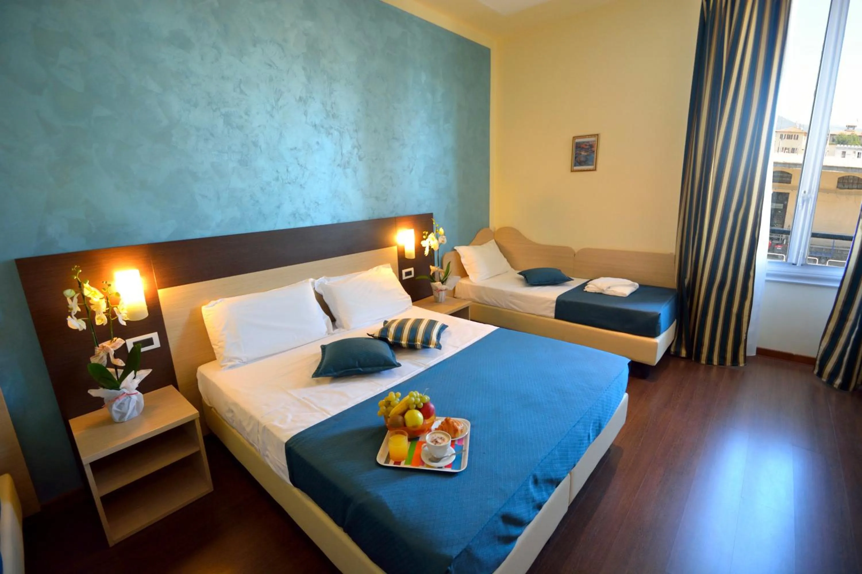 Photo of the whole room, Bed in B&B Marbò Florence