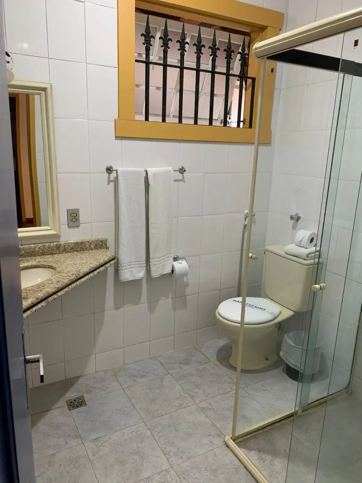 Quarto Duplo Standard com Vista da Cidade in Pousada Villa Real Quarto Duplo Standard com Vista da Cidade in Pousada Villa Real