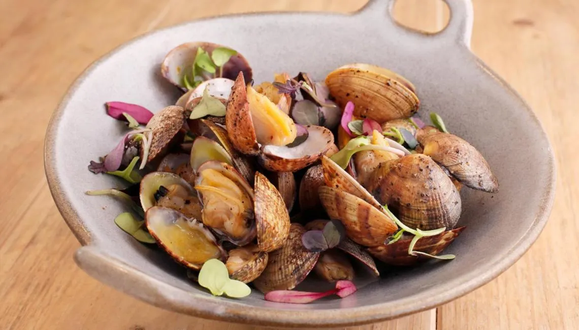 Food and drinks in Hostal Ses Negres