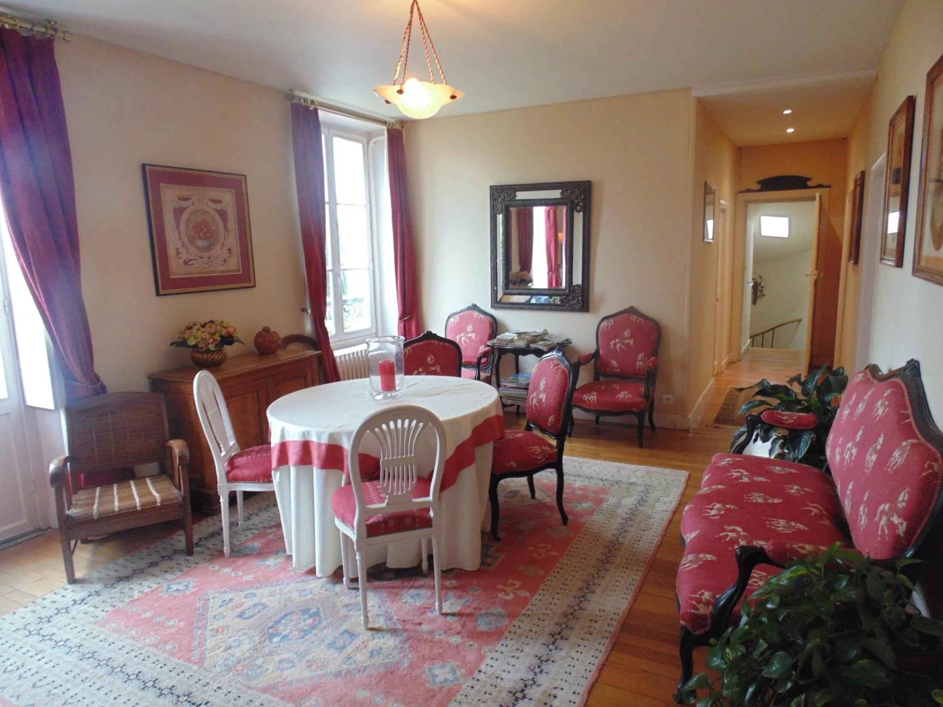 Living room in Clos Saint Nicolas