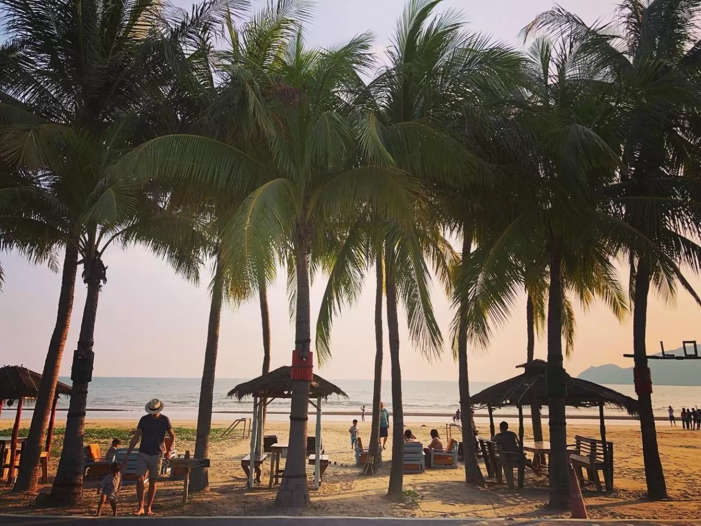 Beach in Dolphin Bay Beach Resort
