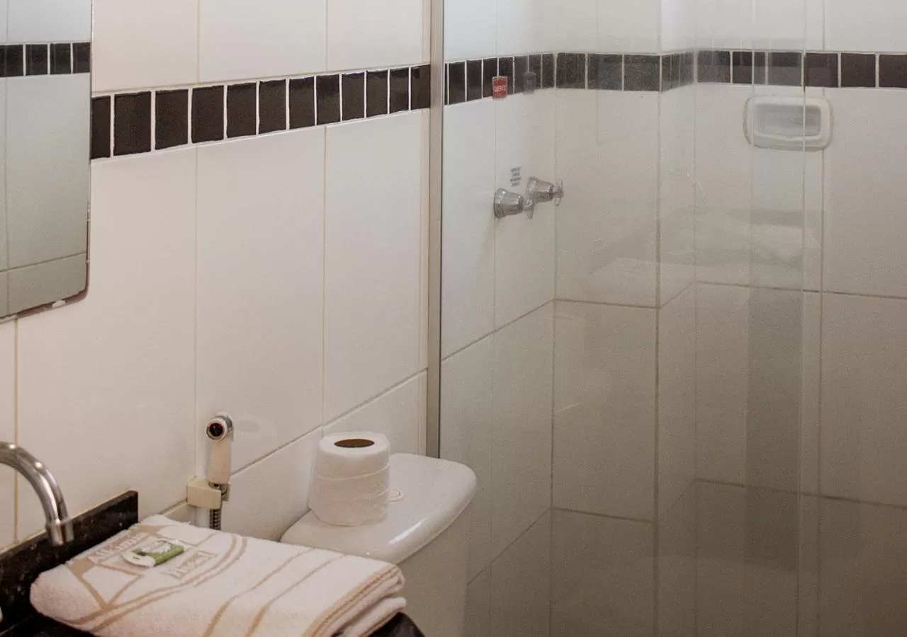 Shower, Bathroom in Alkimia Hotel