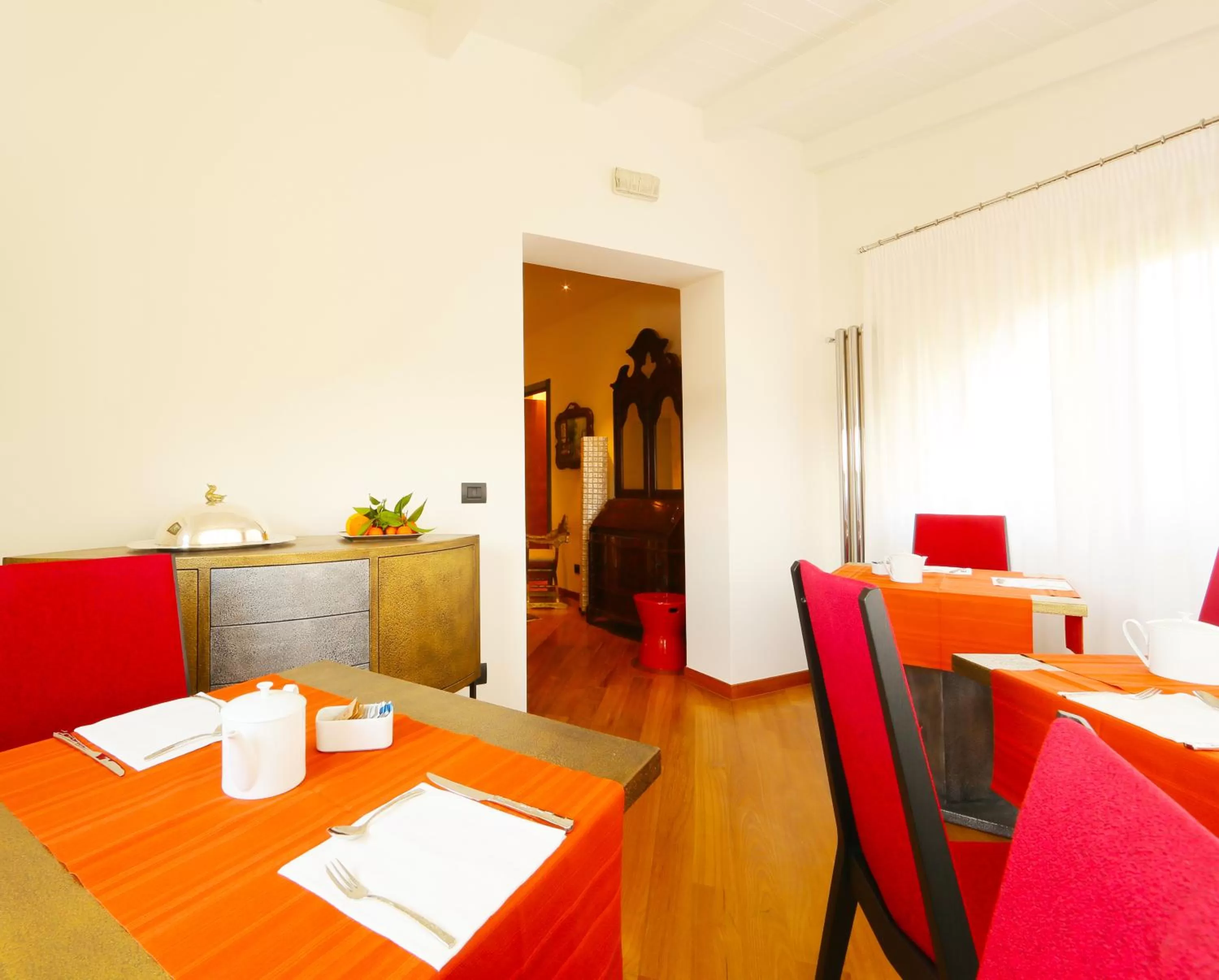 Restaurant/places to eat in Kalos Relais