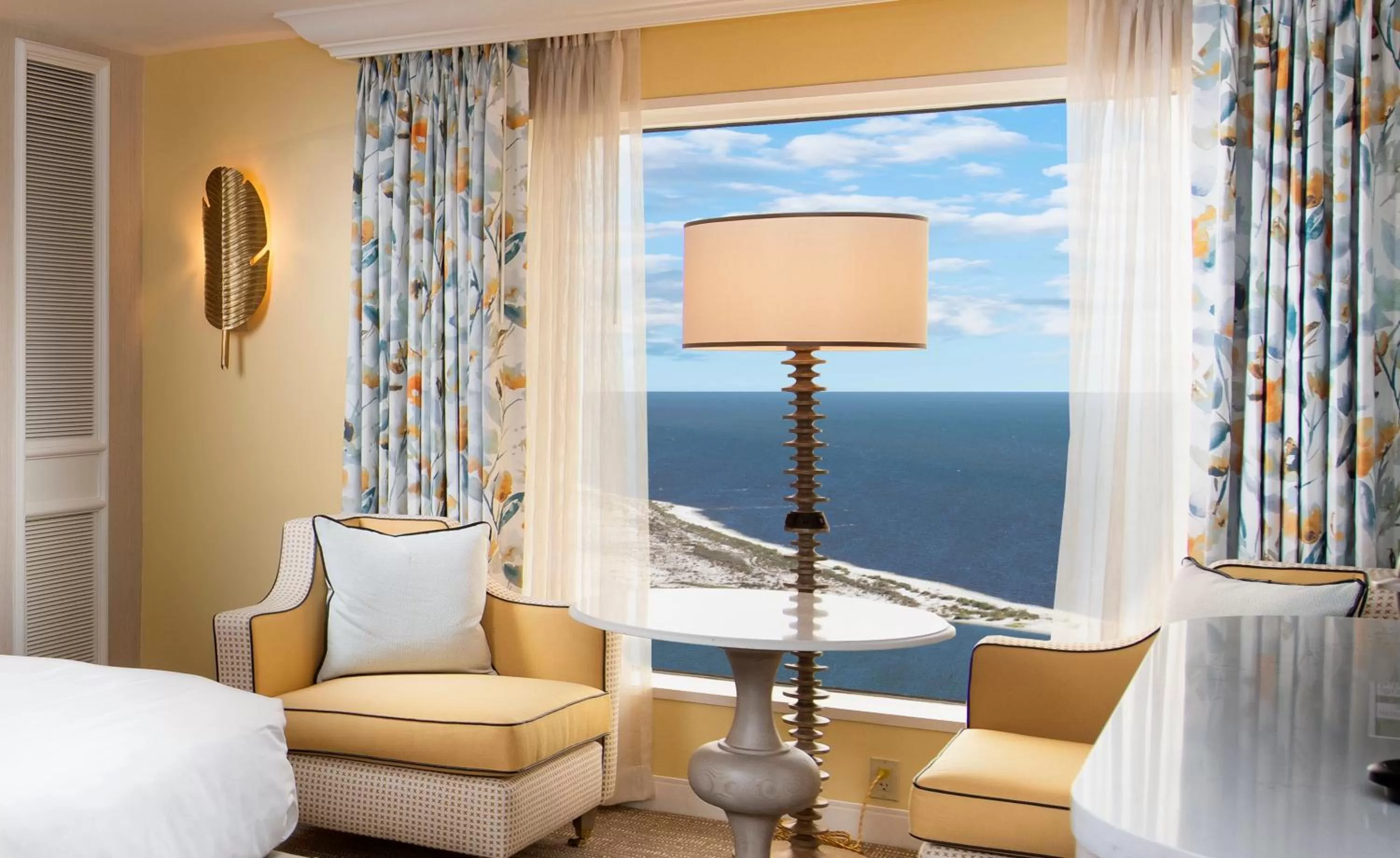 Property building, Bed in Beau Rivage Resort & Casino