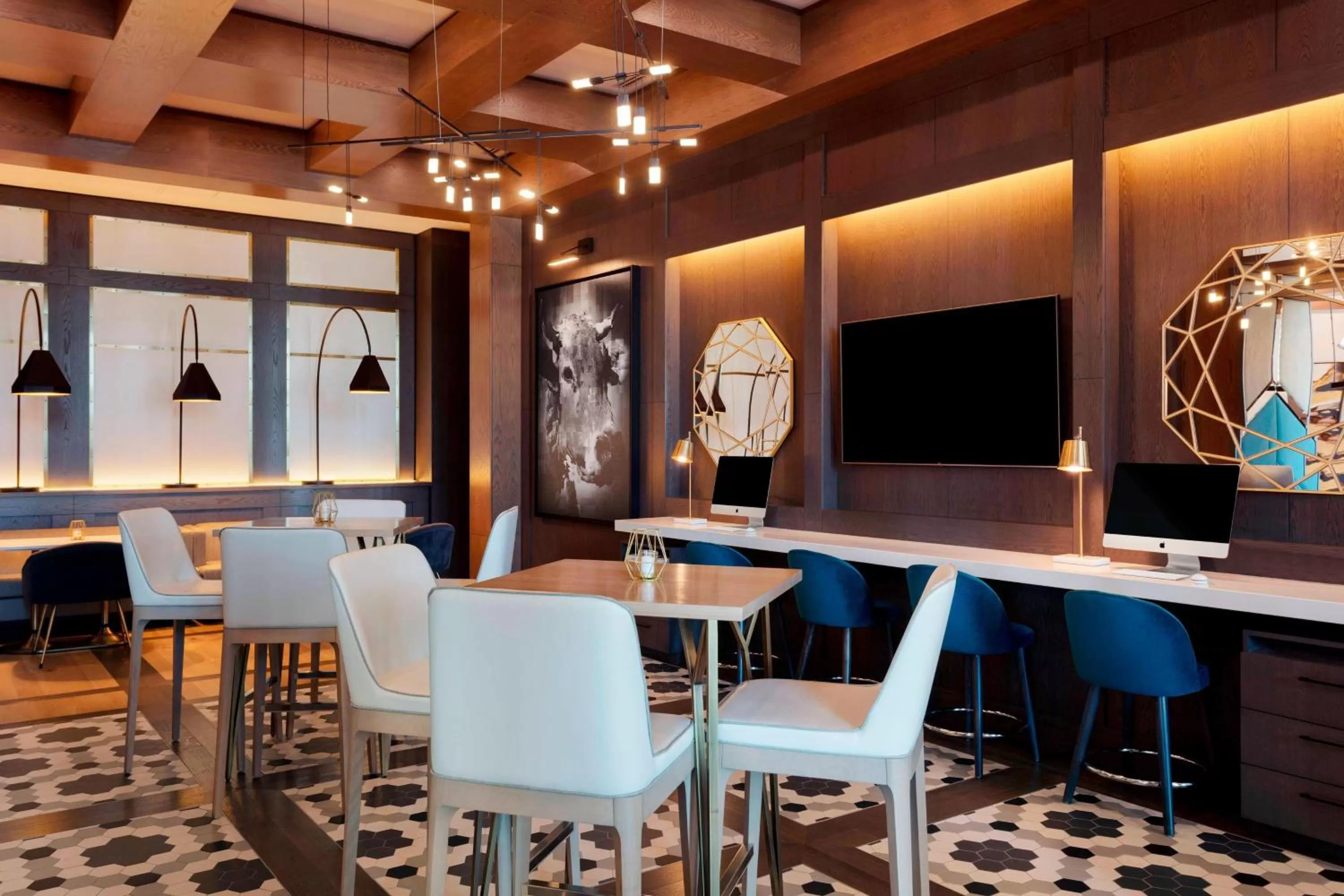 Lounge or bar in Sheraton Saint-Hyacinthe Hotel