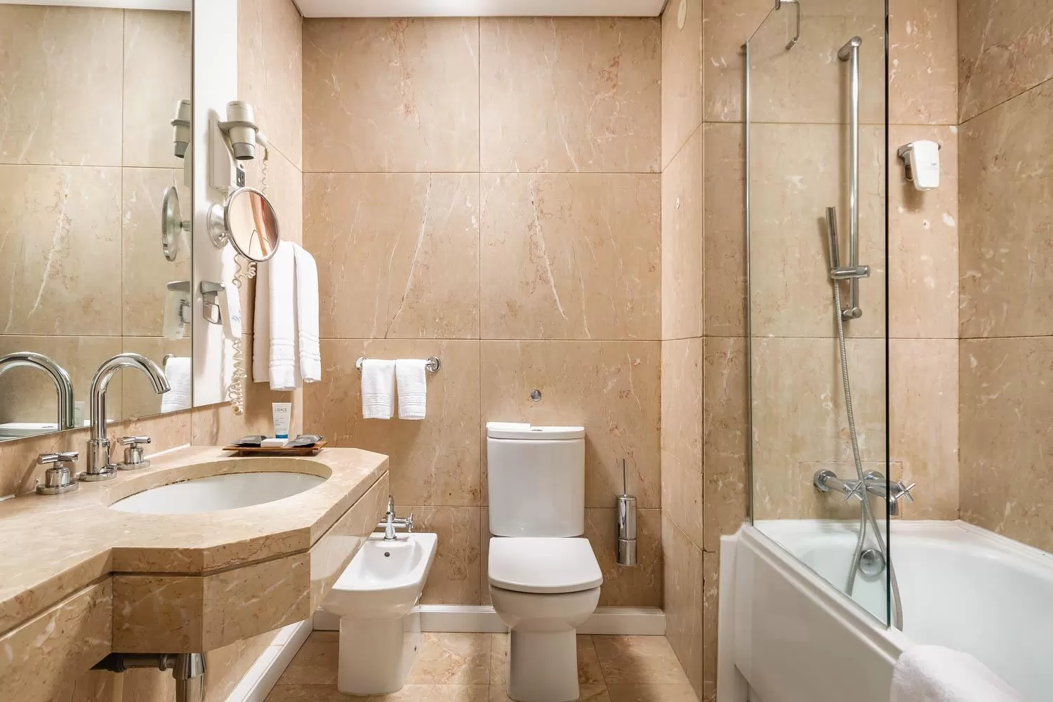 Bathroom in Hotel Florida