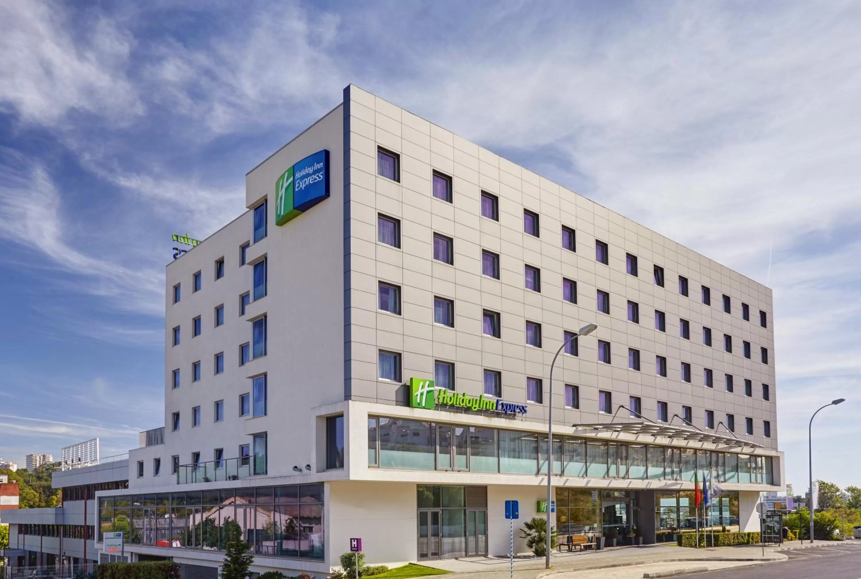Property building in Holiday Inn Express Lisbon Alfragide by IHG