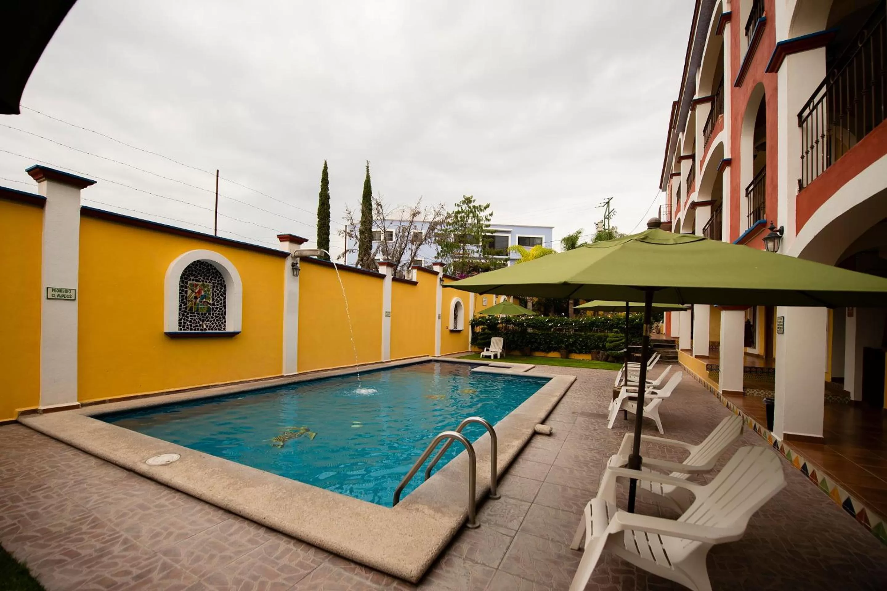 Swimming pool in La Casona Tequisquiapan Hotel & Spa