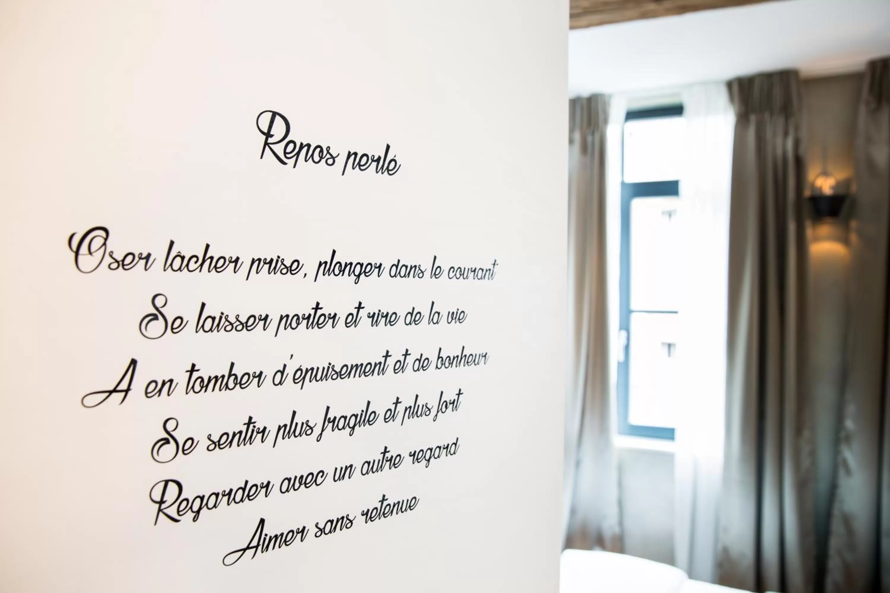 Decorative detail, Logo/Certificate/Sign/Award in BnB City