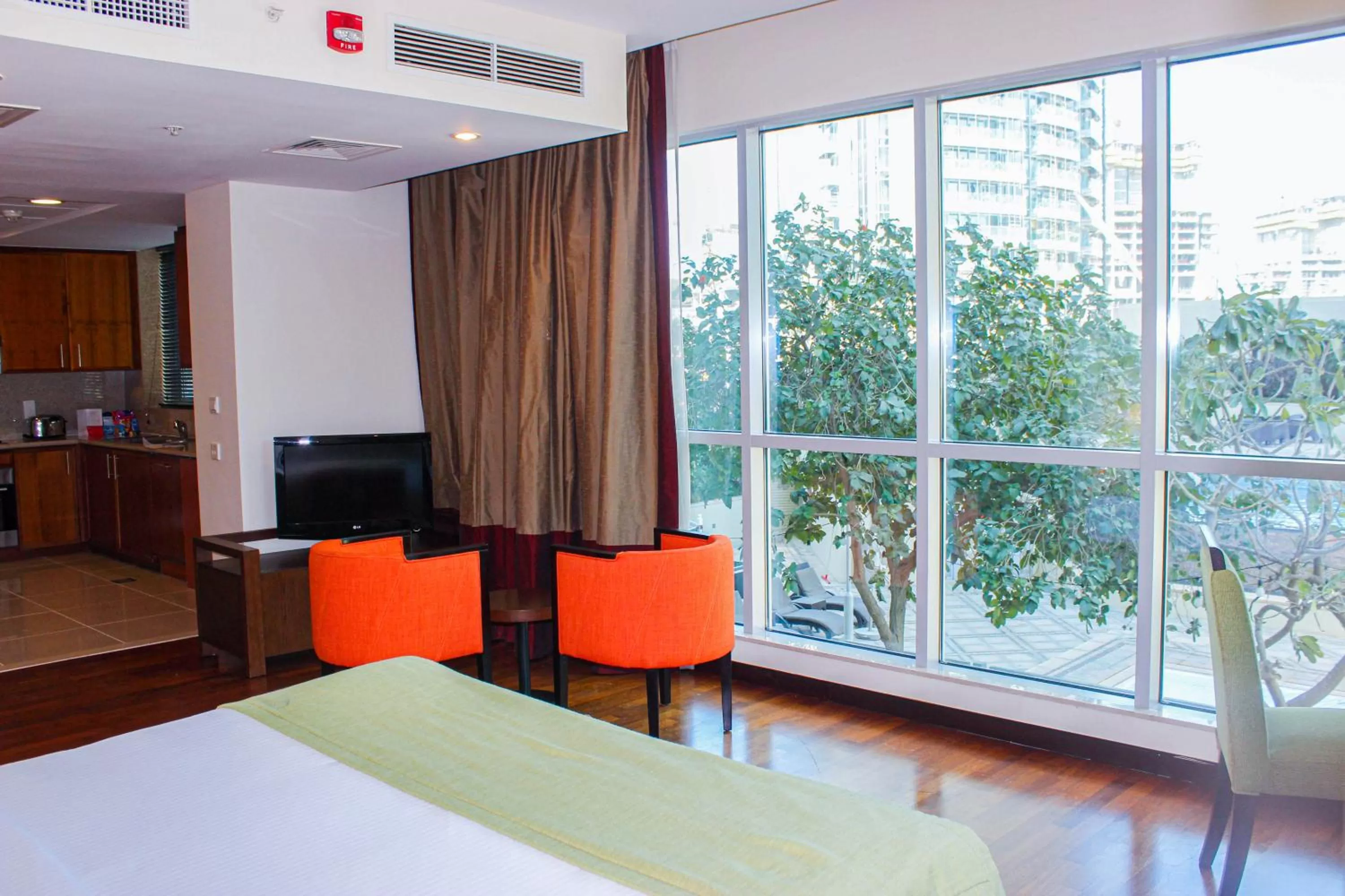 Coffee/tea facilities, Bed in Ramada by Wyndham Downtown Dubai