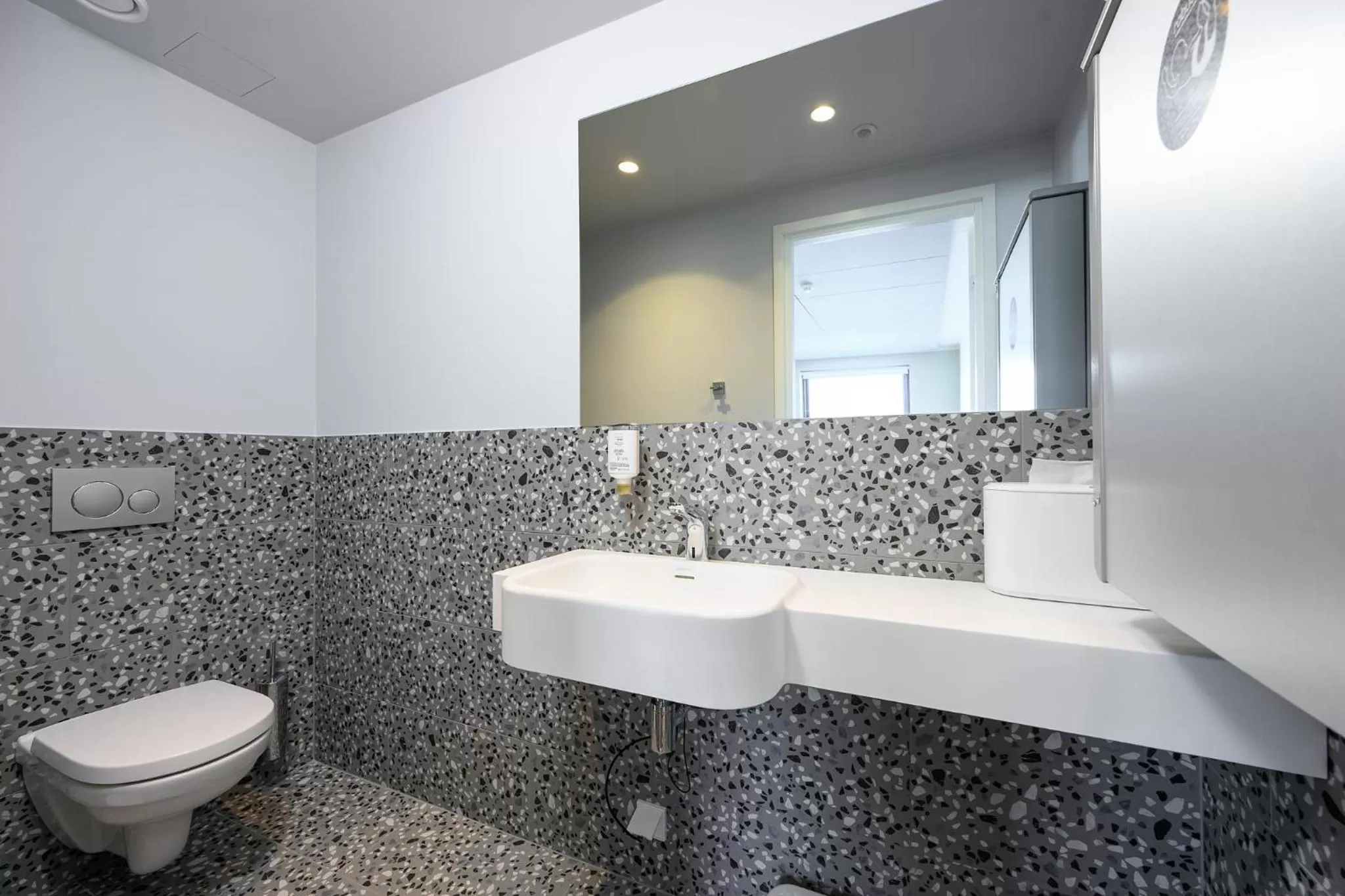 Toilet in Dorpat Hotel