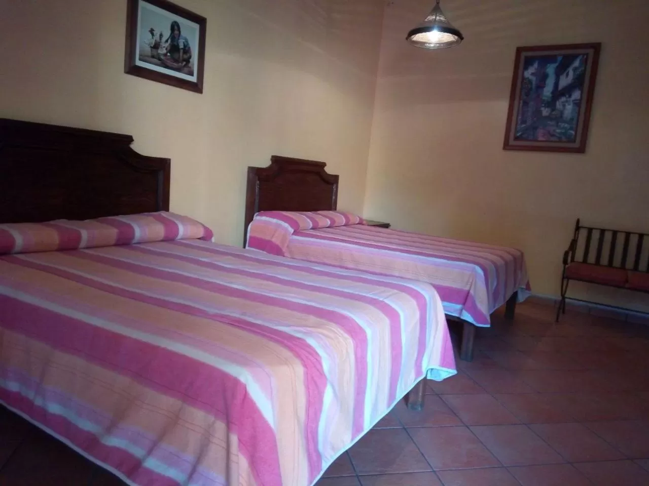 Bed in Hotel Plaza del Sol