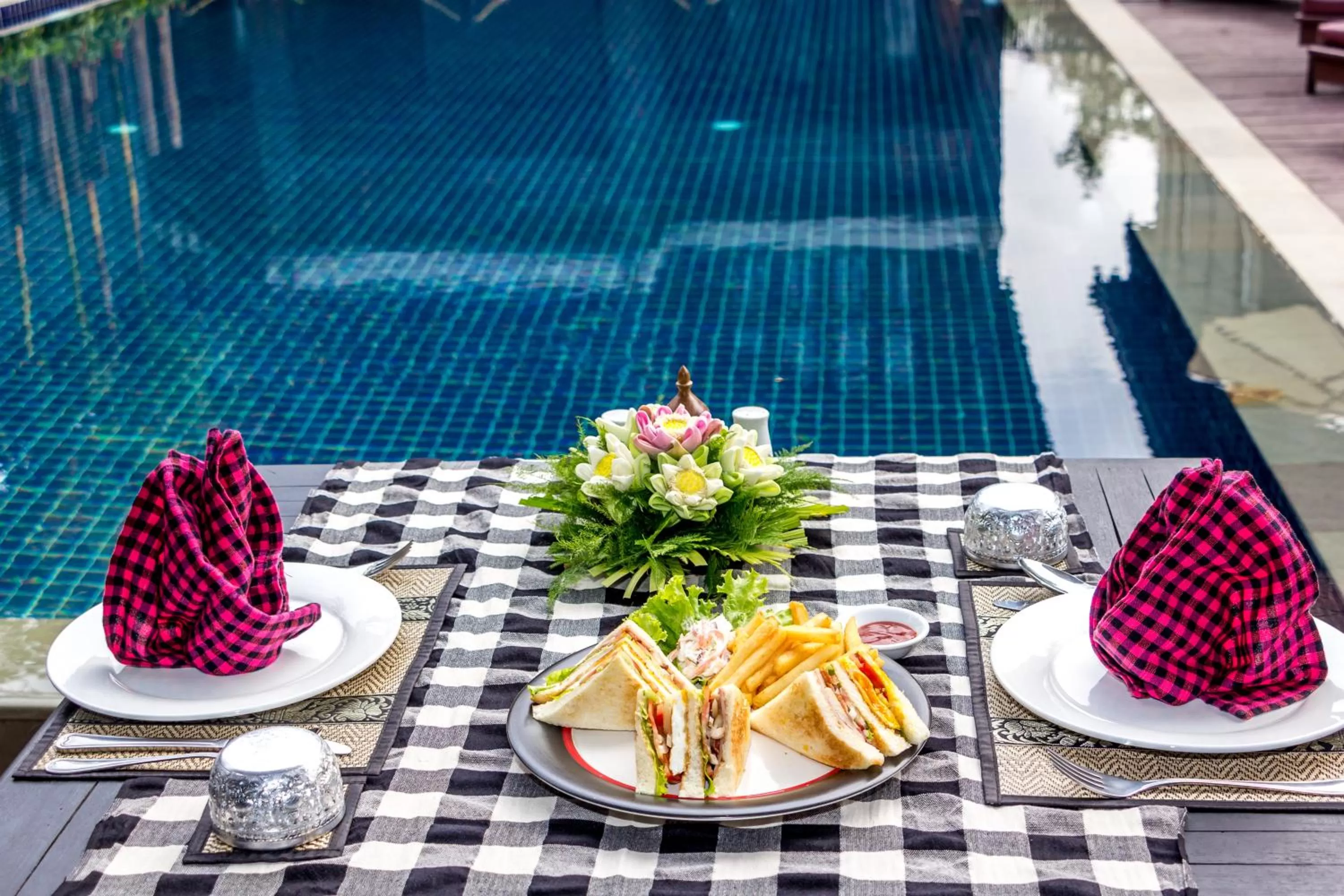 Dining area in Java Wooden Villa & Residence