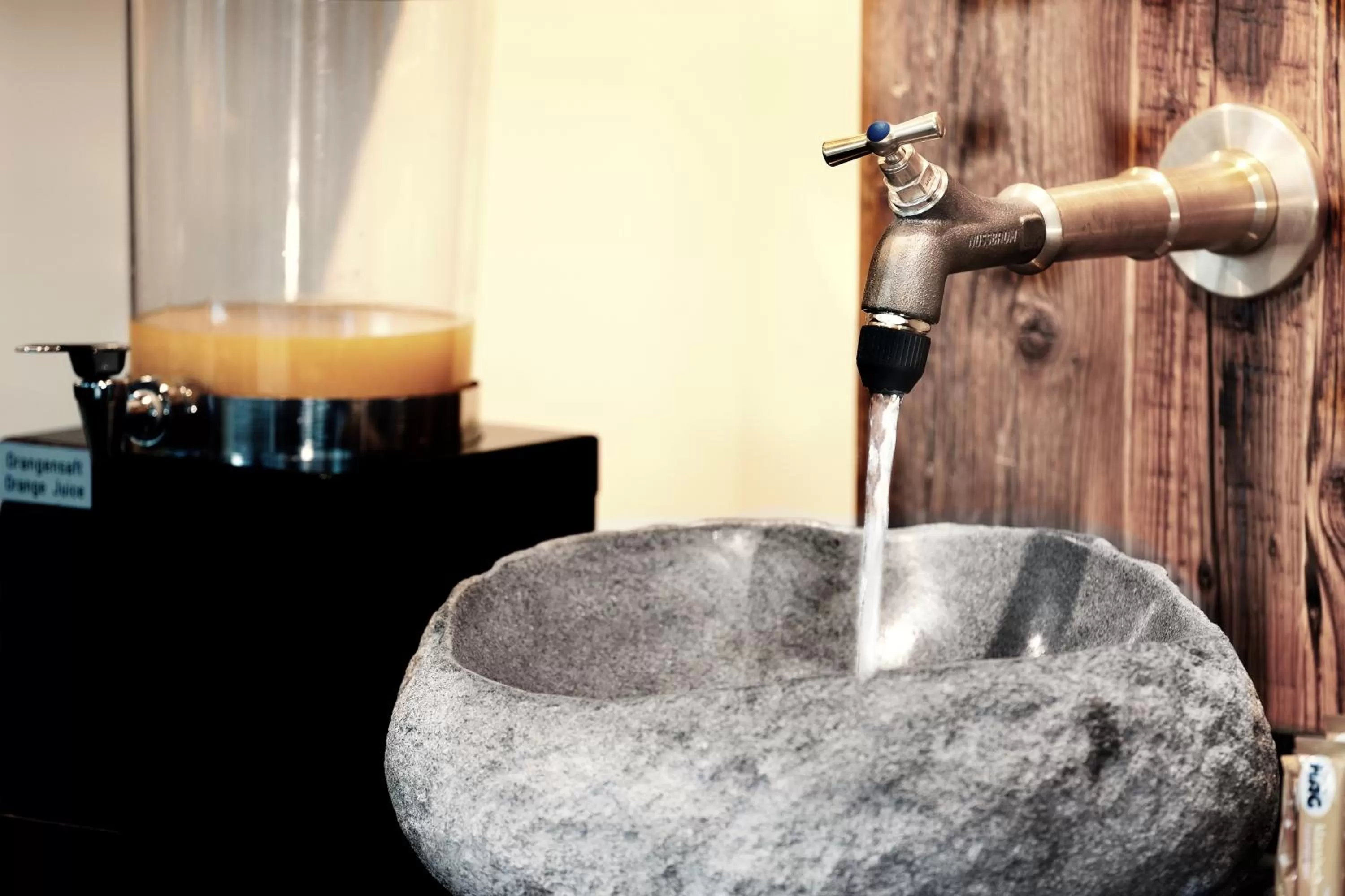 Buffet breakfast in Hotel Linde - 24h Self Check-in