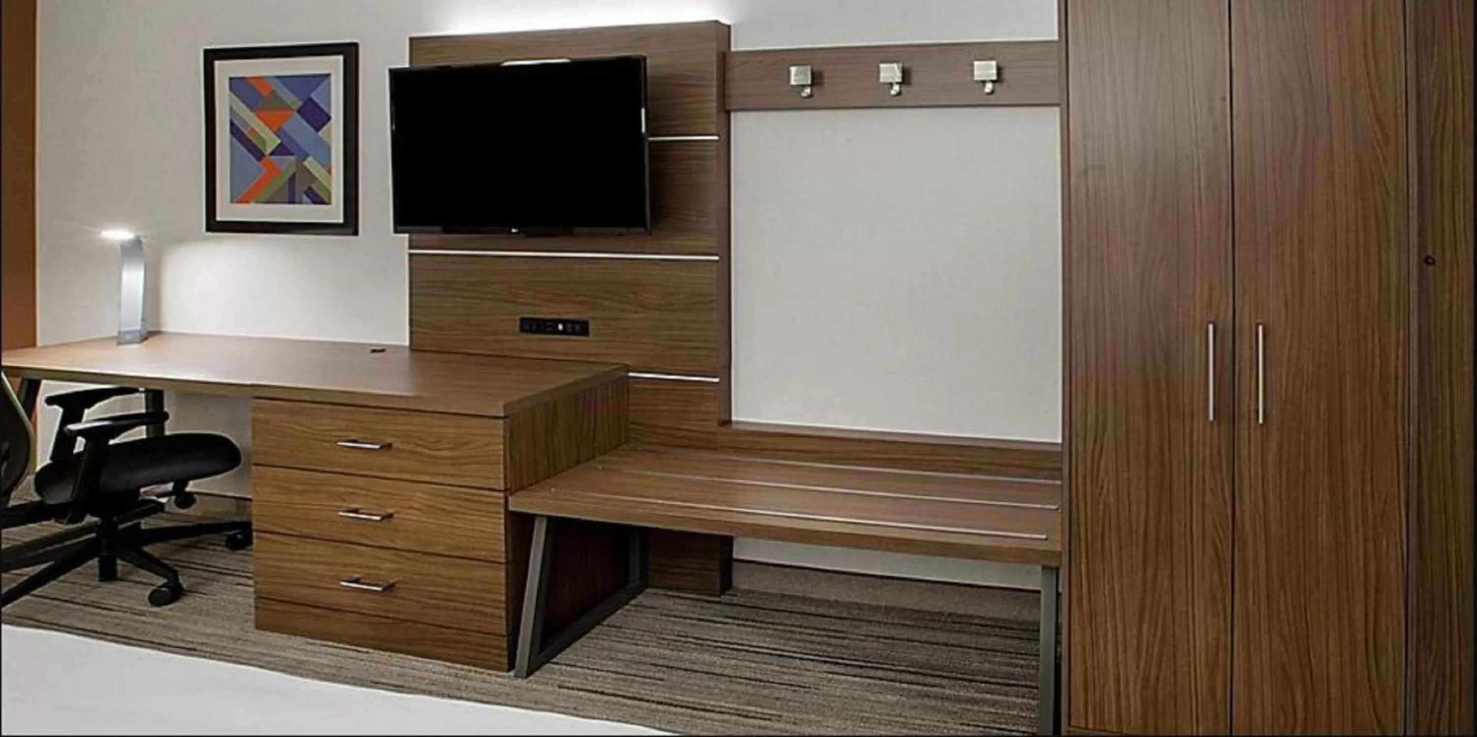 Holiday Inn Express & Suites - Goodland I-70 by IHG