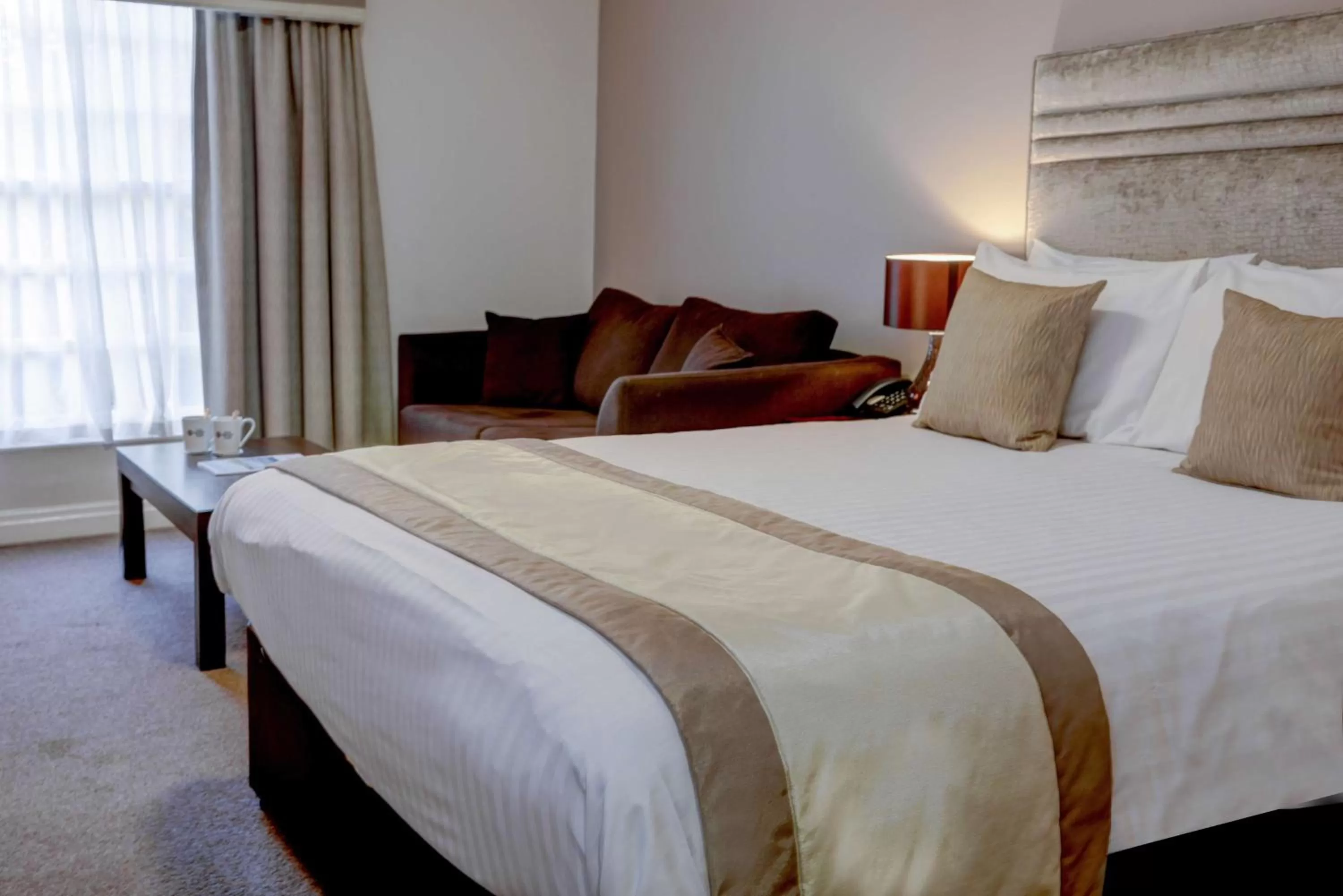 Photo of the whole room, Bed in Best Western Plus West Retford Hotel