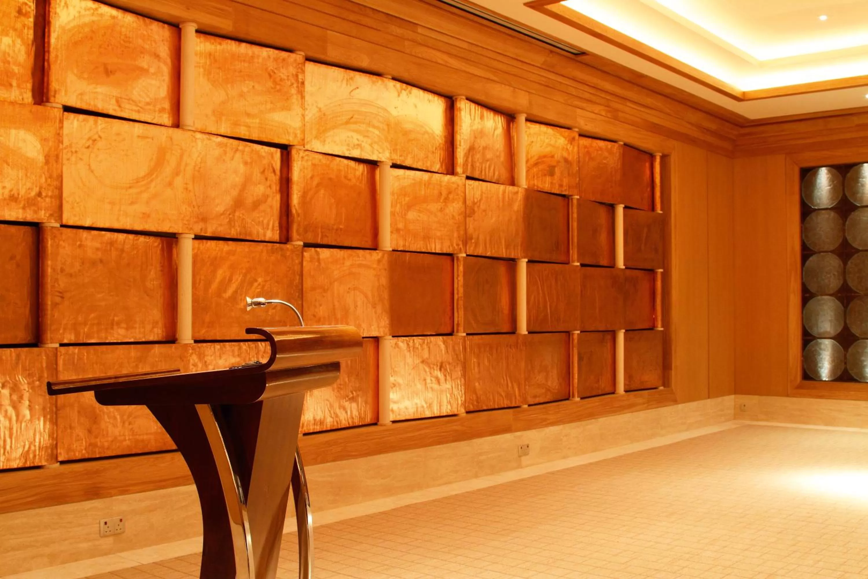 Business facilities in Constance Ephelia