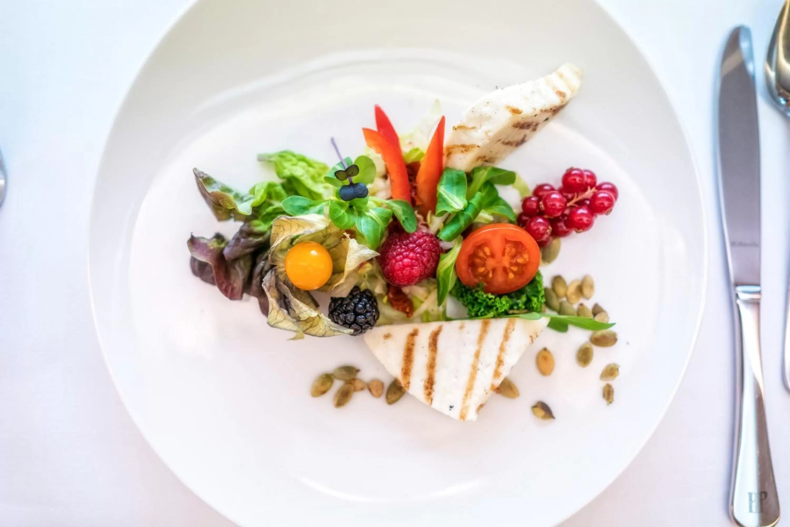 Restaurant/places to eat in HP Park Plaza