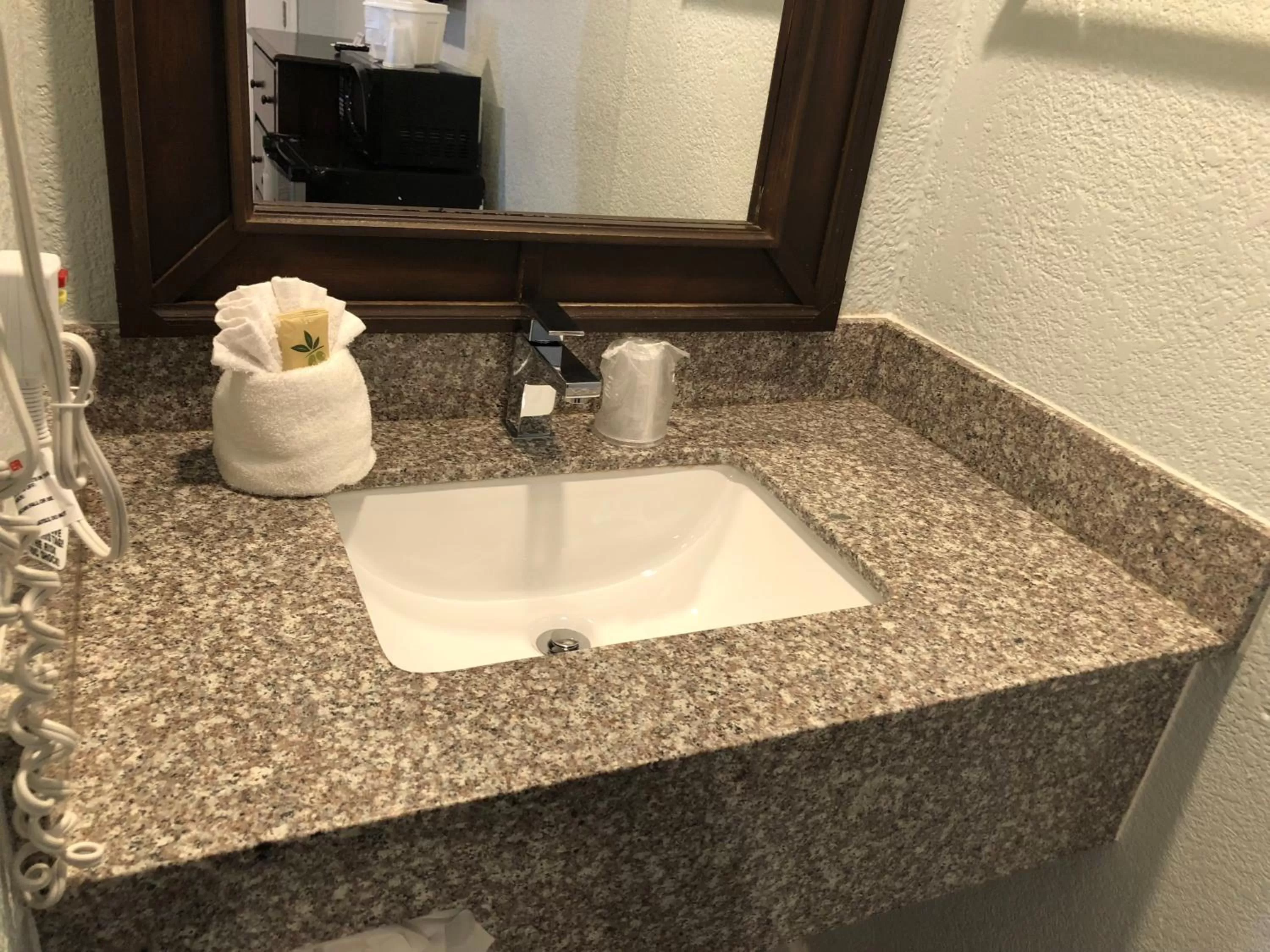 Bathroom in Relax Inn