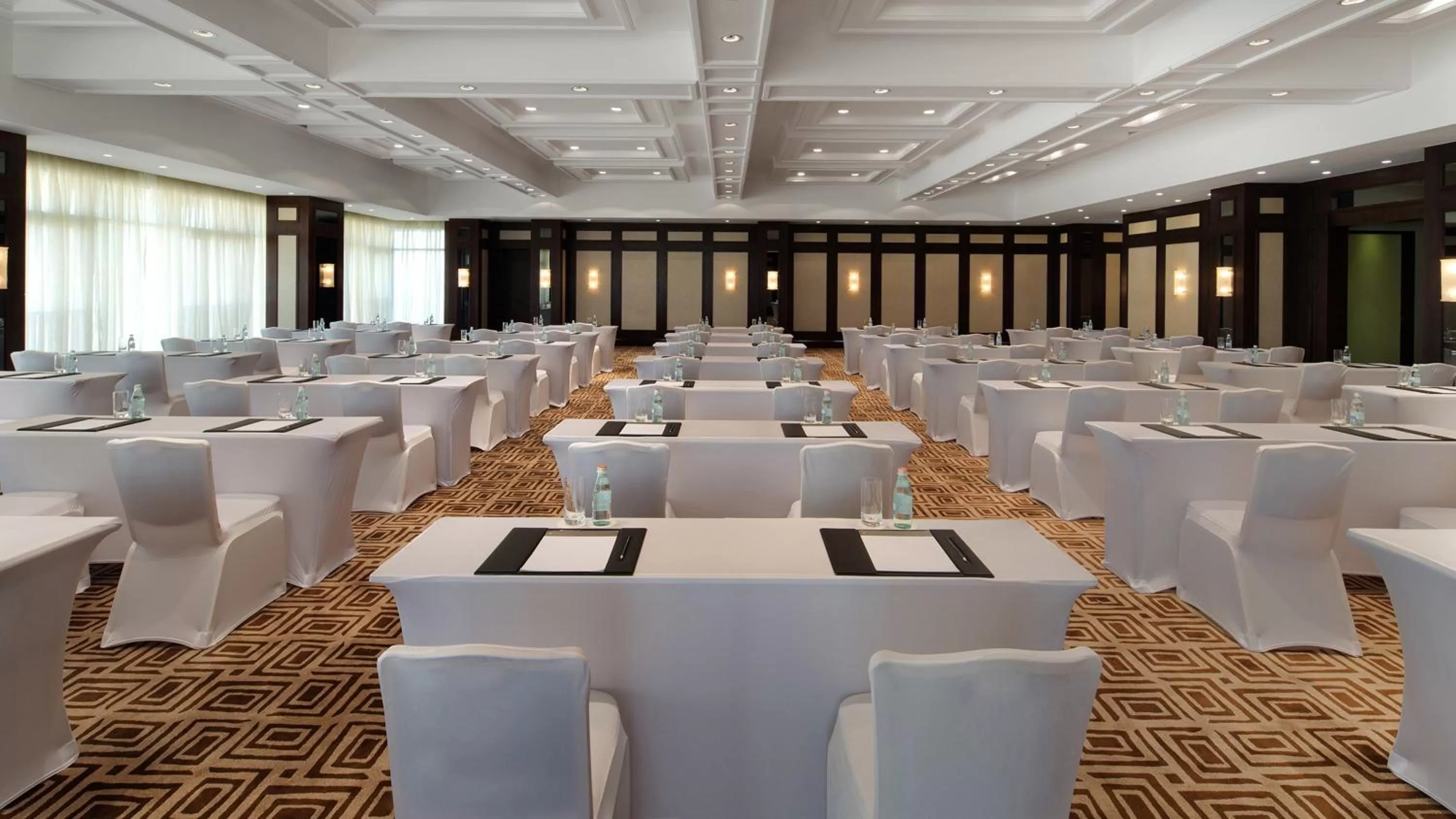 Meeting/conference room in InterContinental Bahrain by IHG