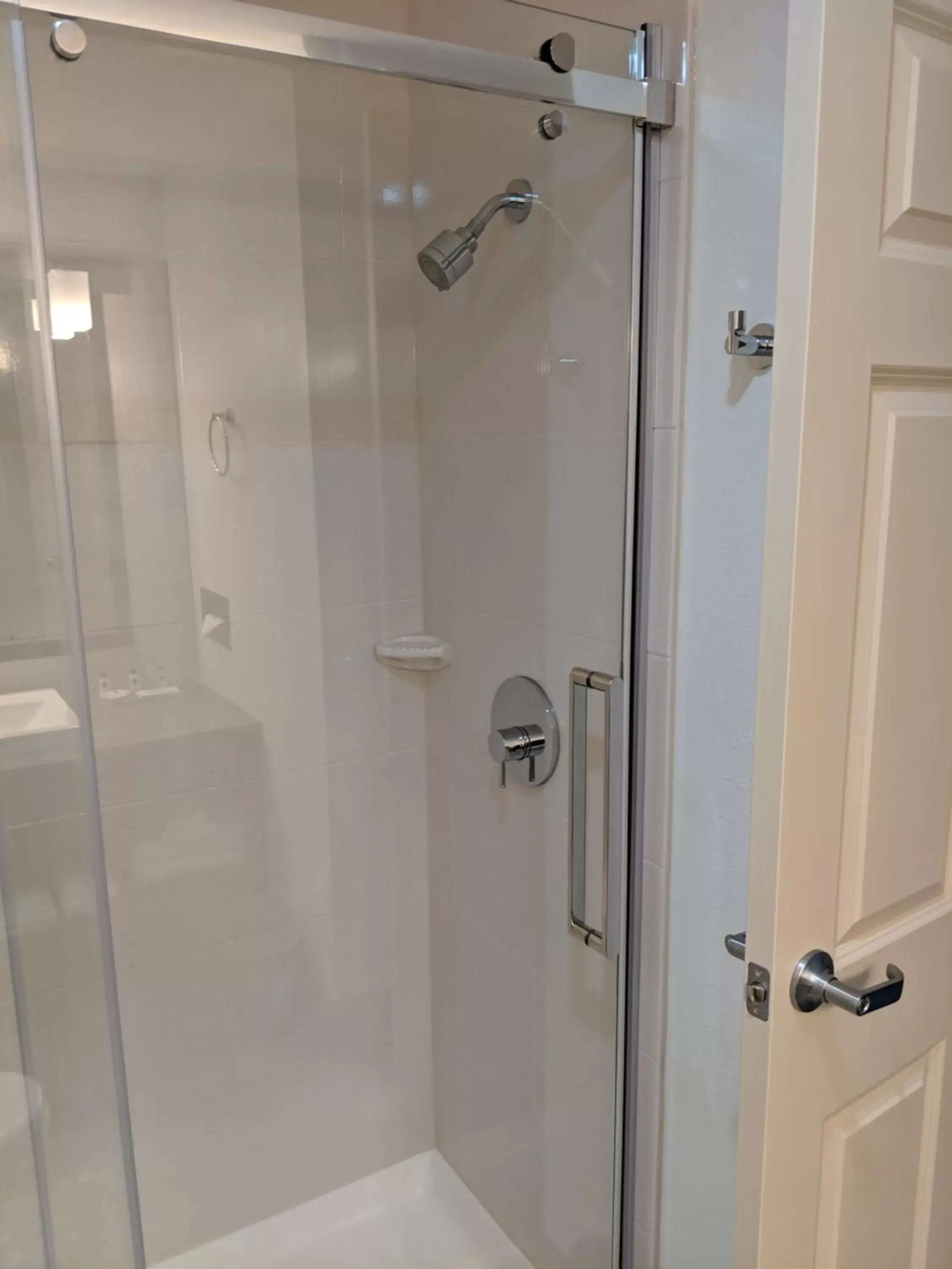 King Room in Country Inn & Suites by Radisson, Buffalo, MN King Room in Country Inn & Suites by Radisson, Buffalo, MN