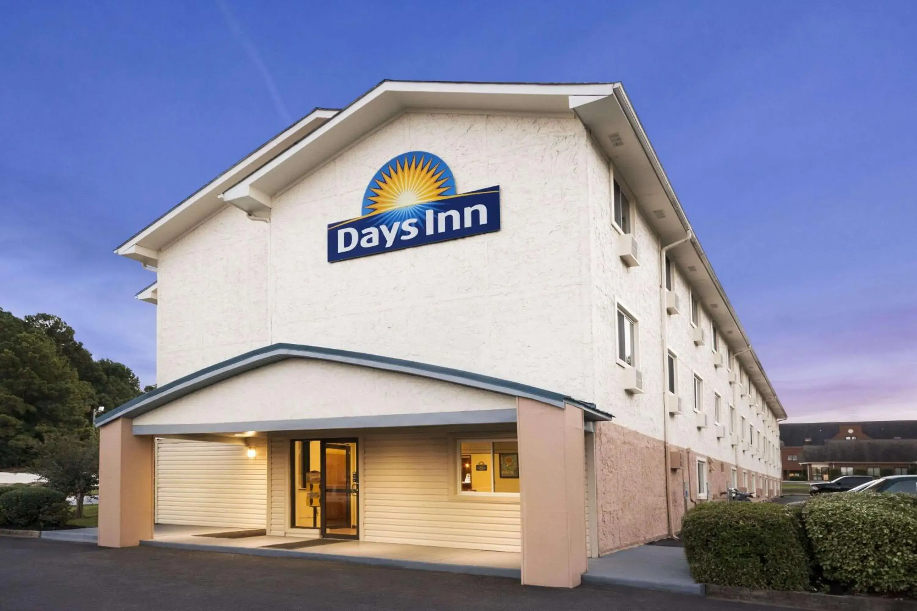 Days Inn by Wyndham Greenwood SC Days Inn by Wyndham Greenwood SC