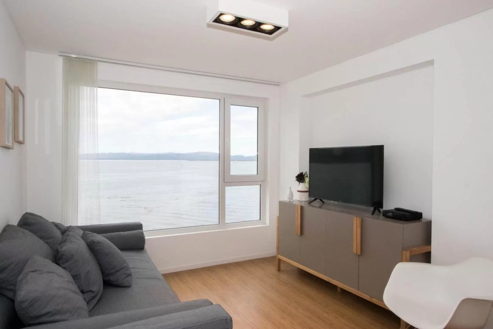 TV and multimedia, Seating Area in De la Costa Apartamentos