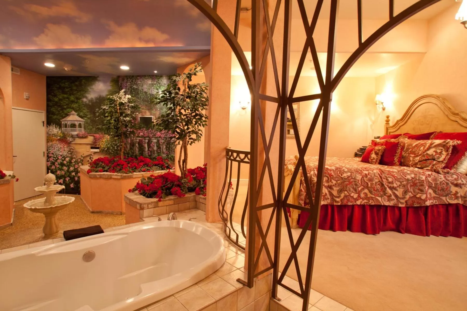 Destinations Inn Theme Rooms