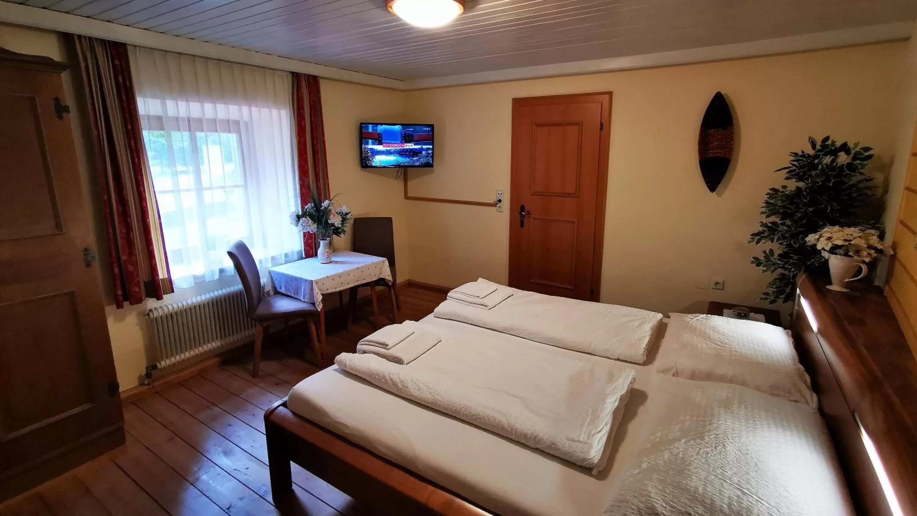 Bedroom, Bed in Gasthof Geronimo