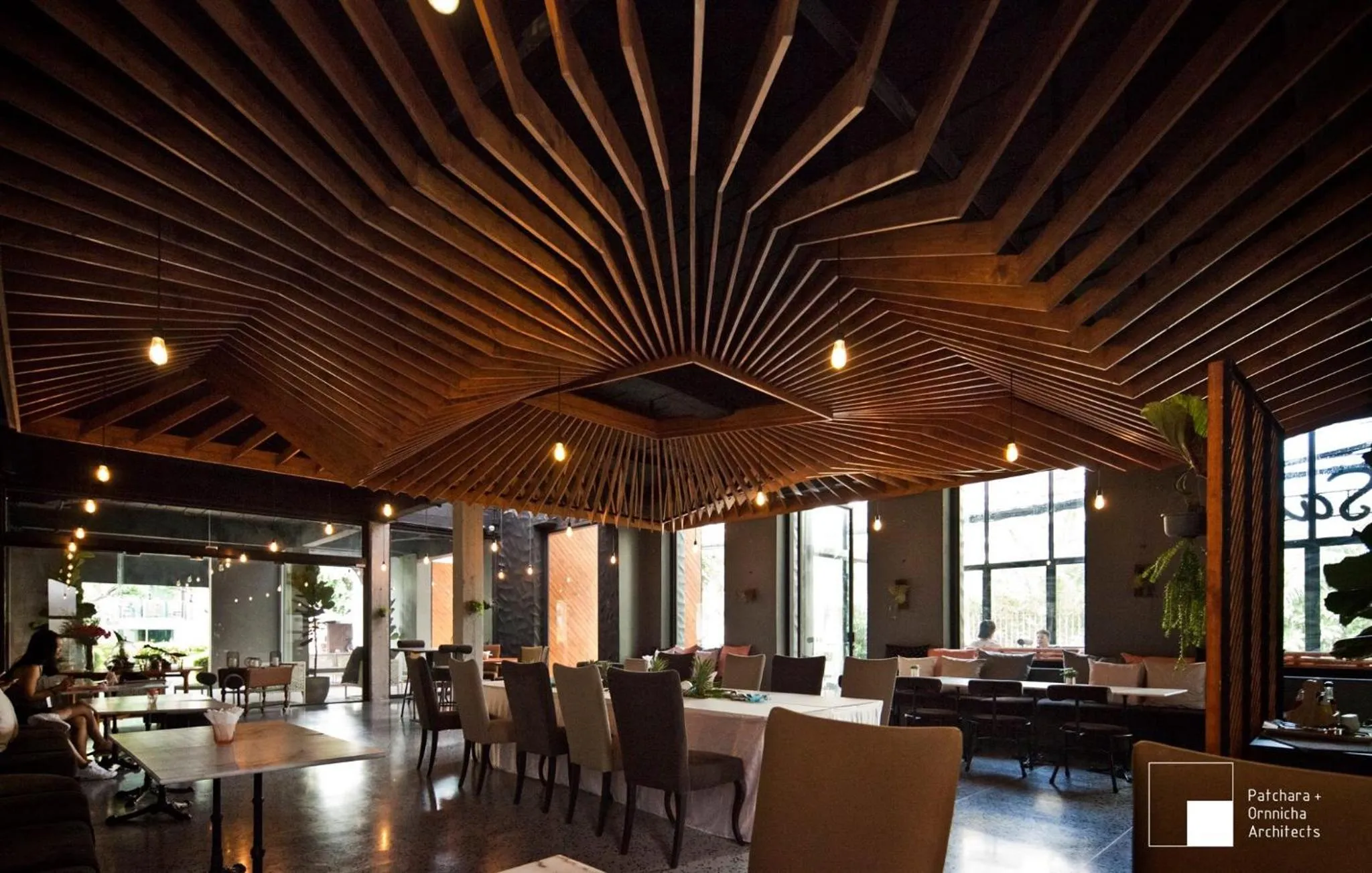 Restaurant/places to eat in Prima Hotel Pattaya