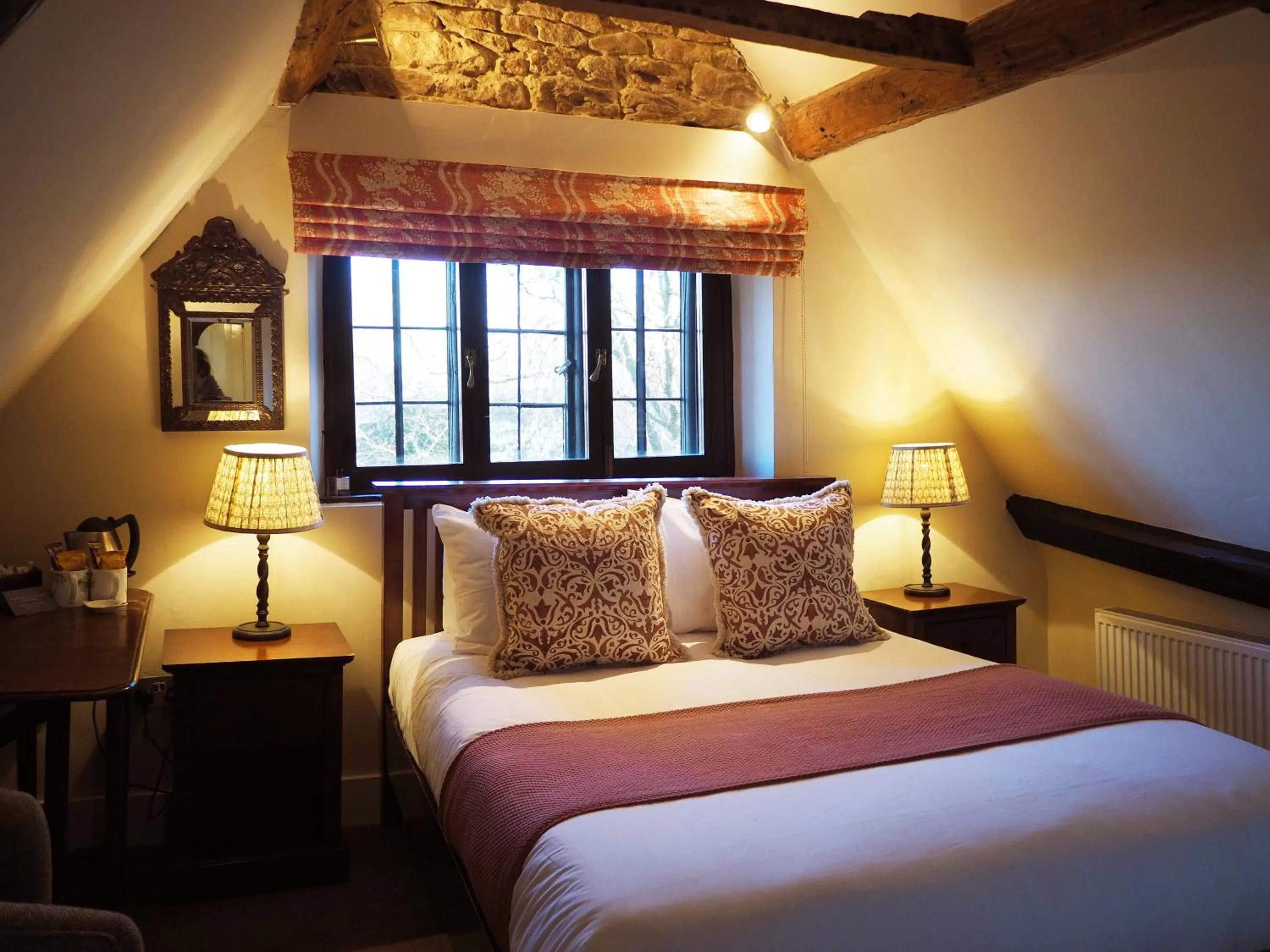 Bed in Bear and Ragged Staff