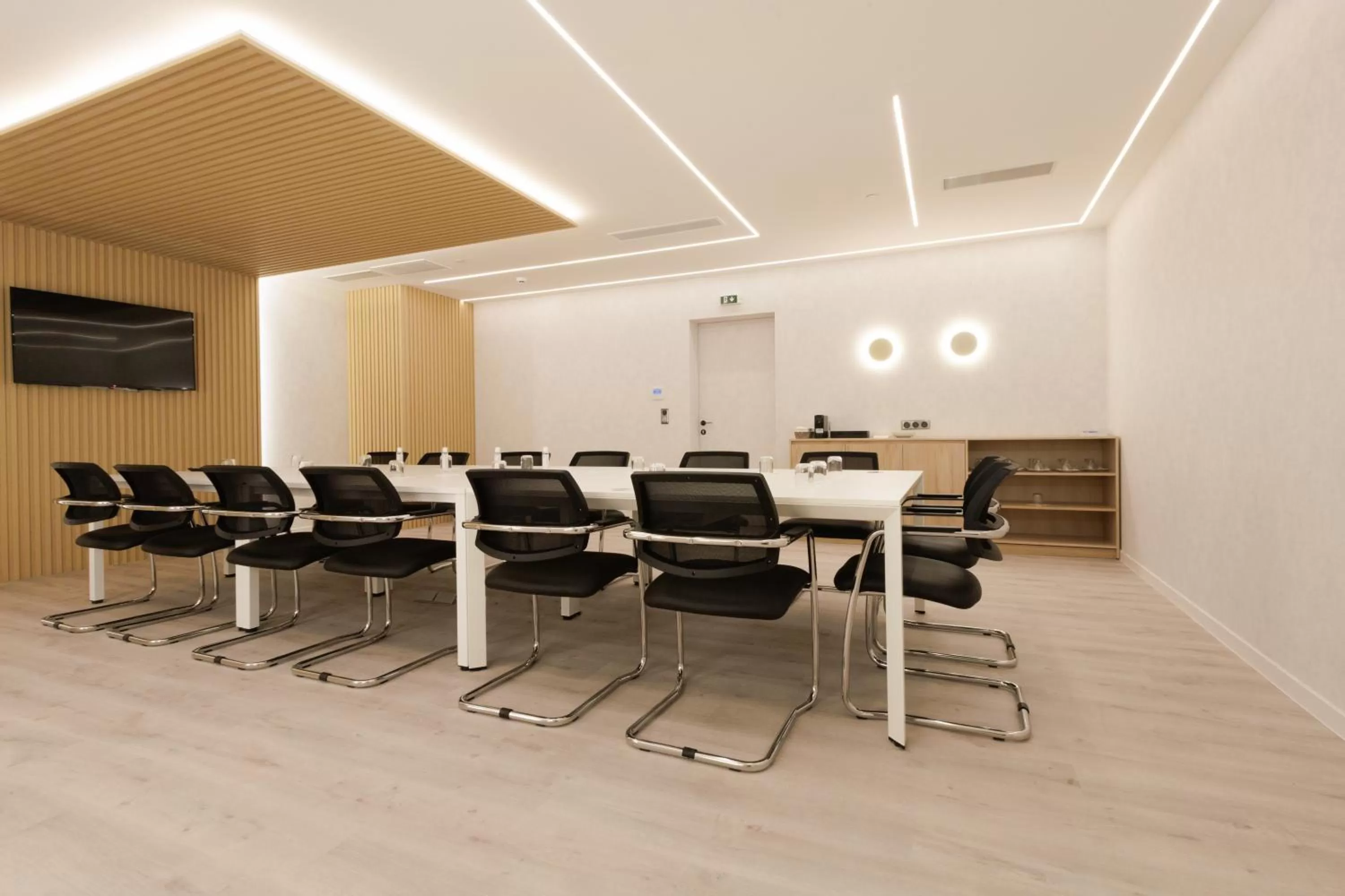 Property building in LUX&EASY Signature Syngrou 234