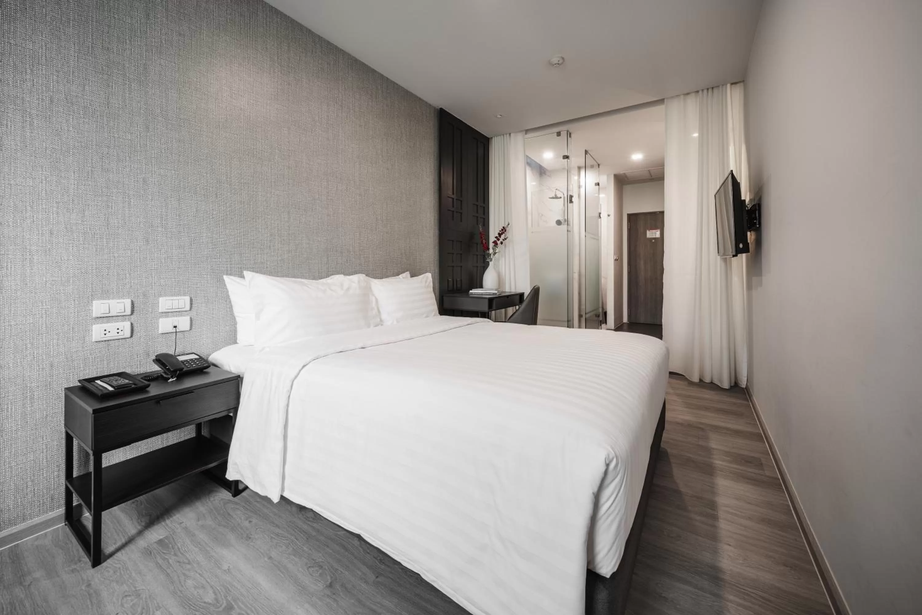 Bedroom, Bed in VIX Bangkok at Victory Monument