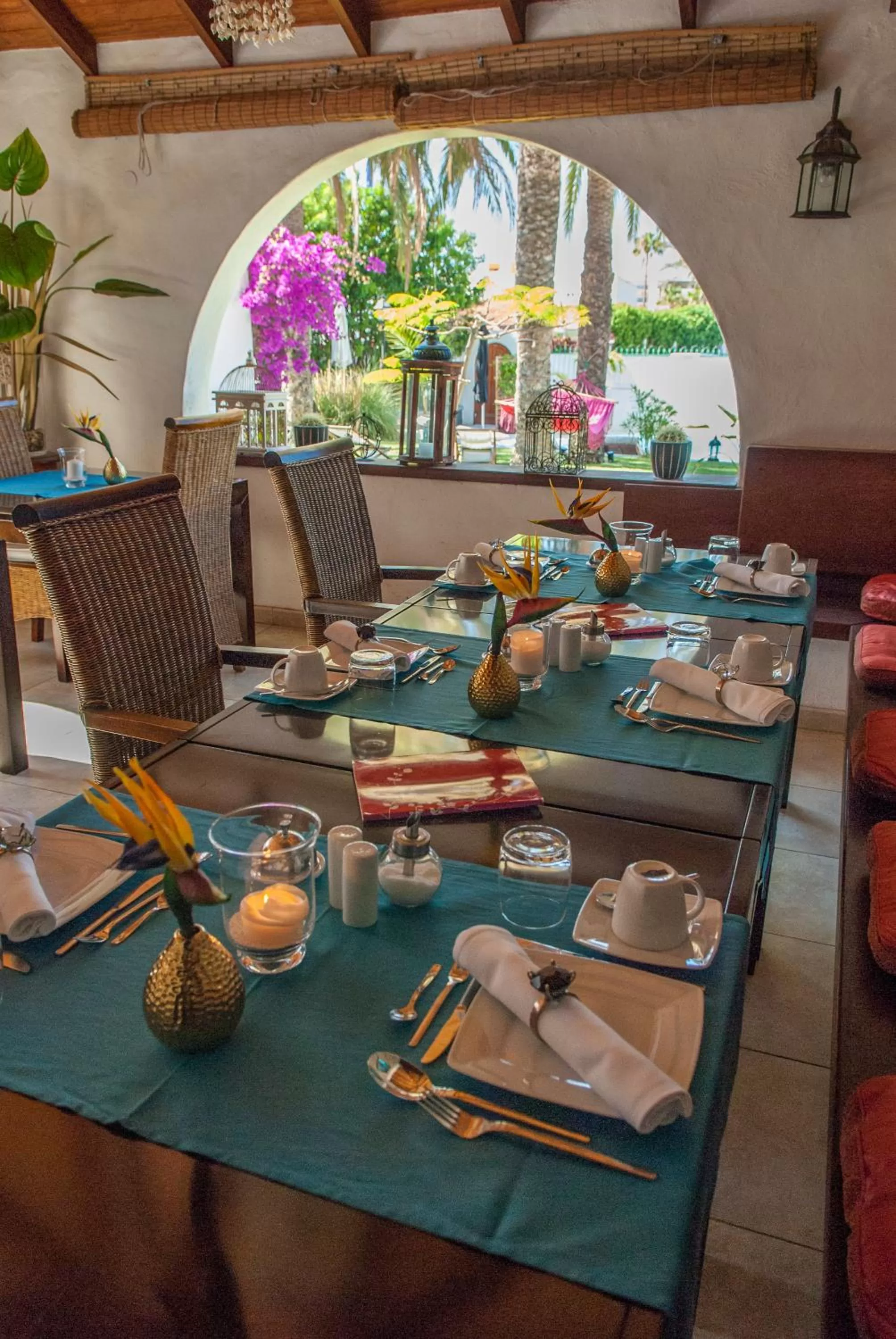 Restaurant/Places to Eat in Birdcage Gay Men Resort and Lifestyle Hotel