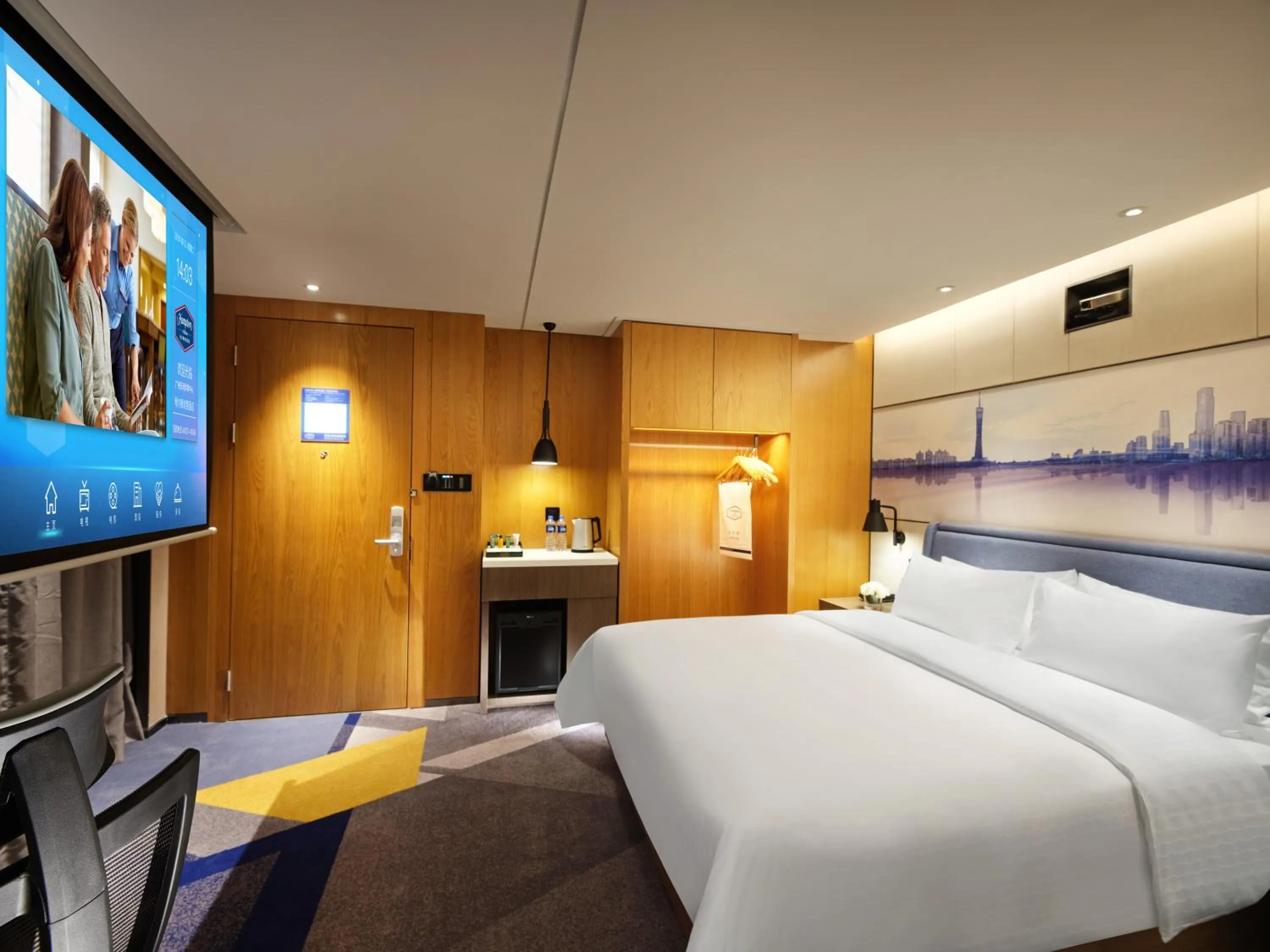 Movie Double Room in Hampton by Hilton Guangzhou Tianhe Sports Center