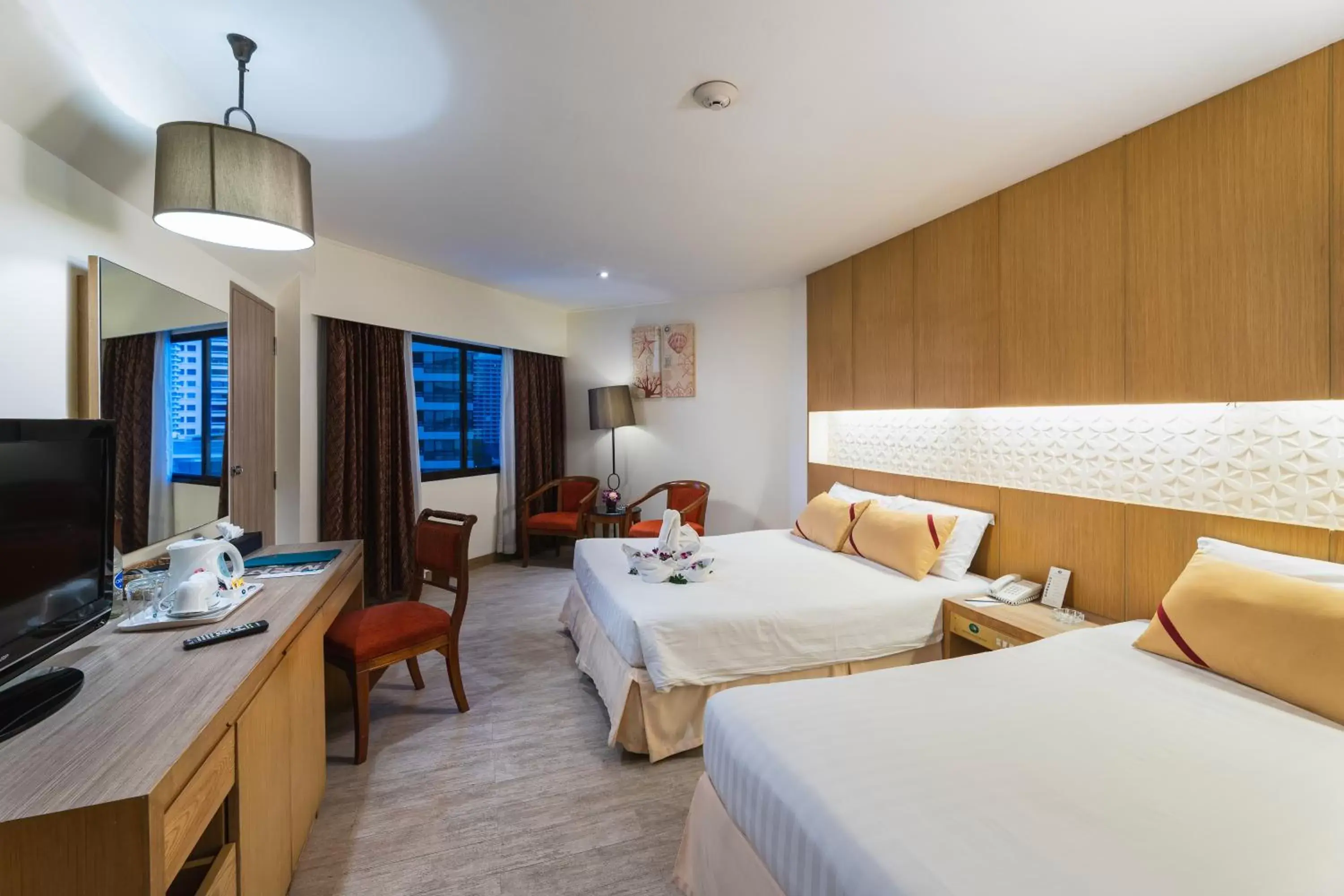 Superior Twin Room in Jomtien Palm Beach Hotel and Resort Superior Twin Room in Jomtien Palm Beach Hotel and Resort
