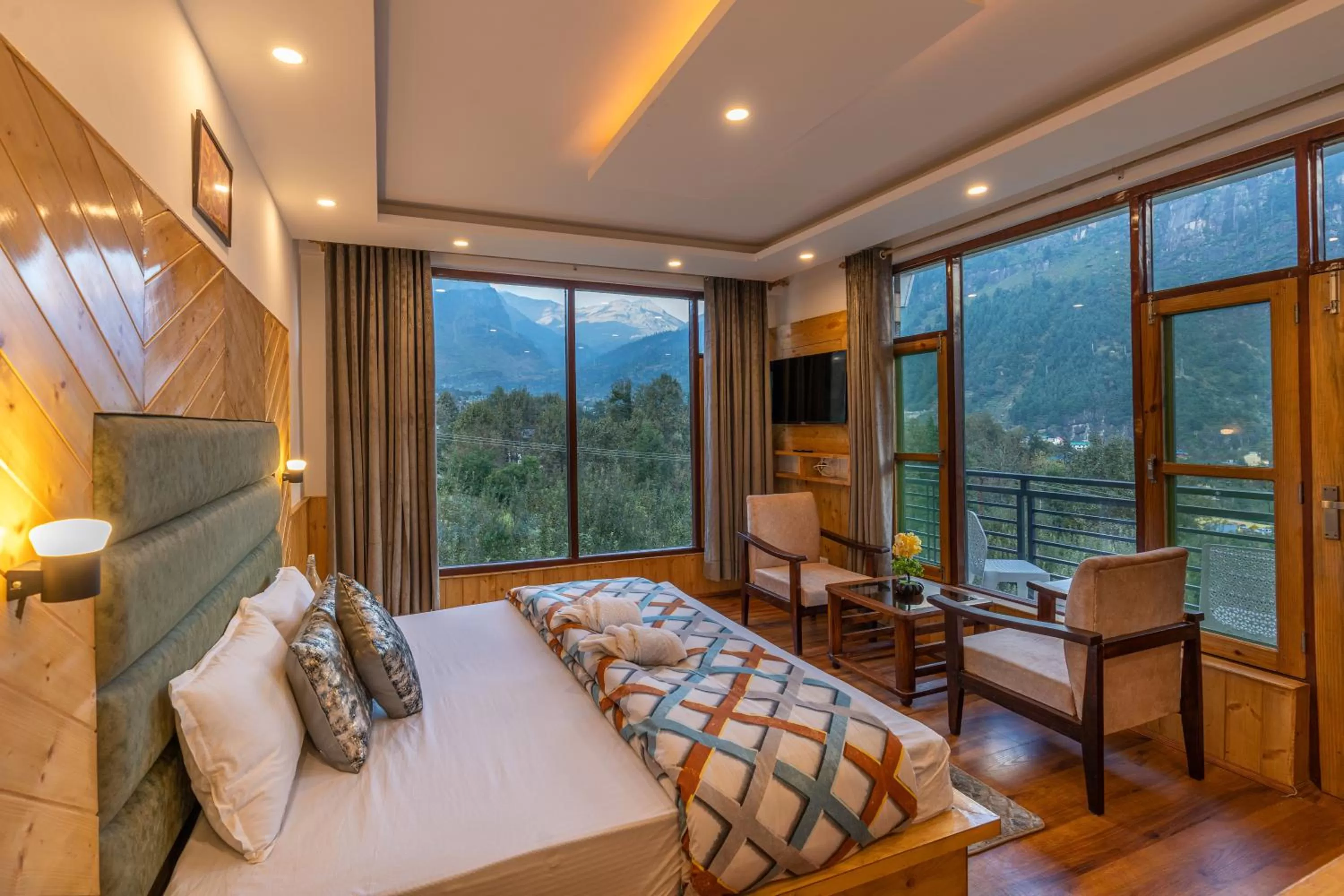 Bed, Mountain View in The 14 Gables, A Boutique Stay