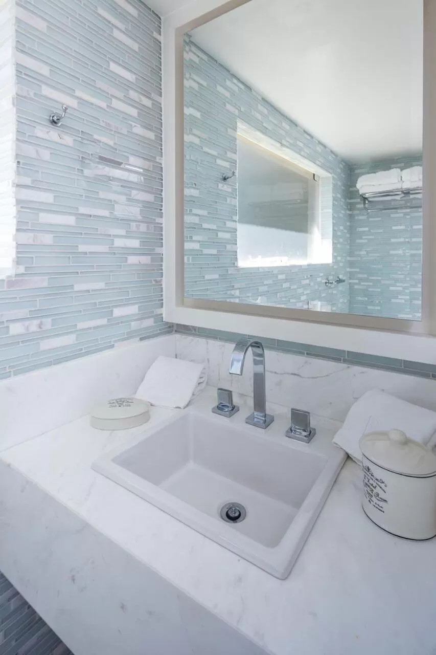 Bathroom in Felissimo Exclusive Hotel