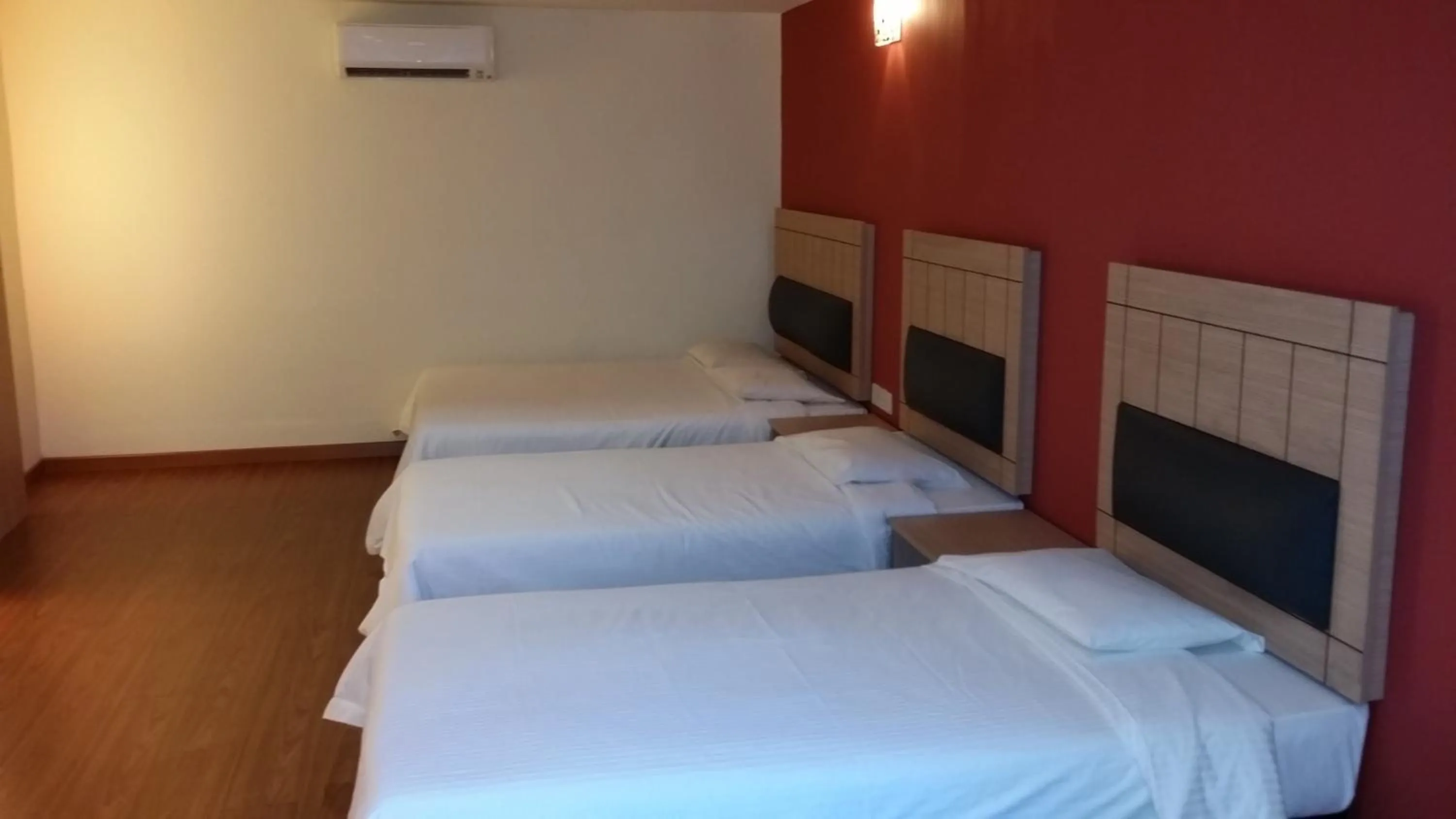 Bedroom in Smart Hotel