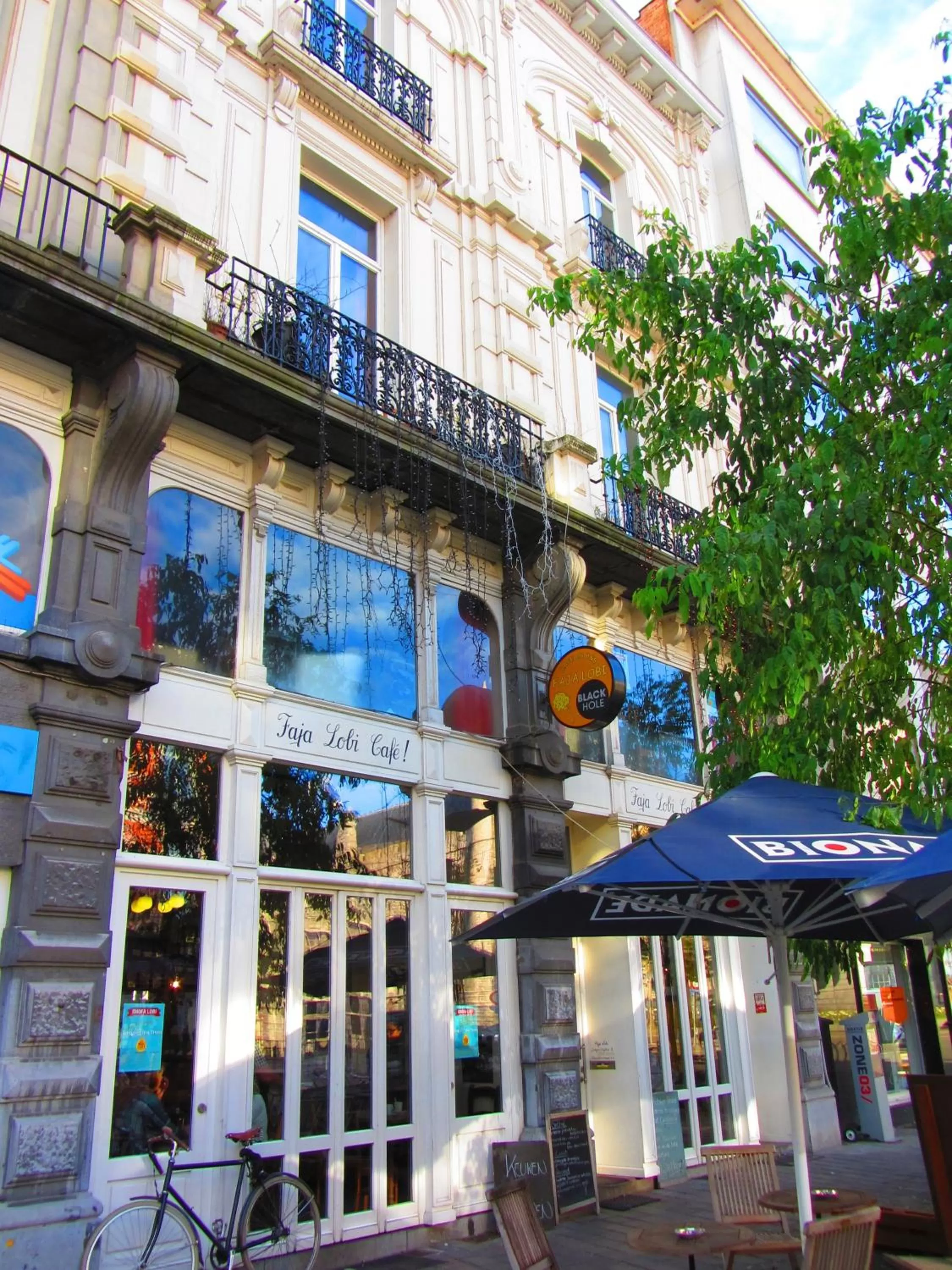 Facade/entrance, Property Building in Vakantielogies Faja lobi