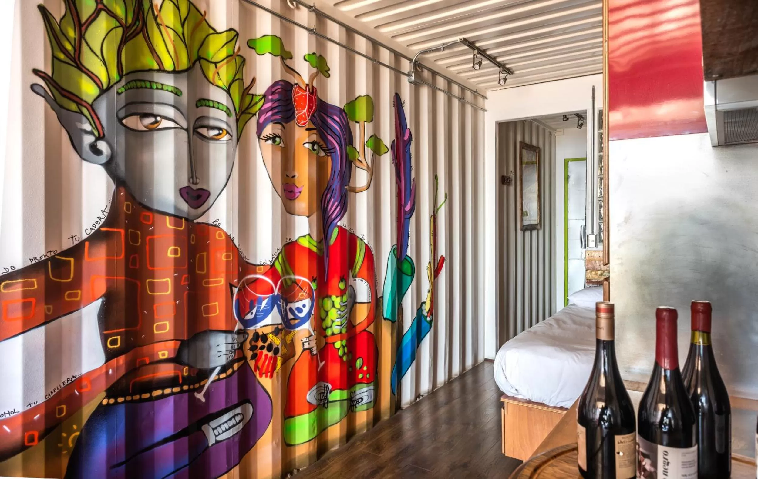 Bed in Hotel Winebox Valparaiso