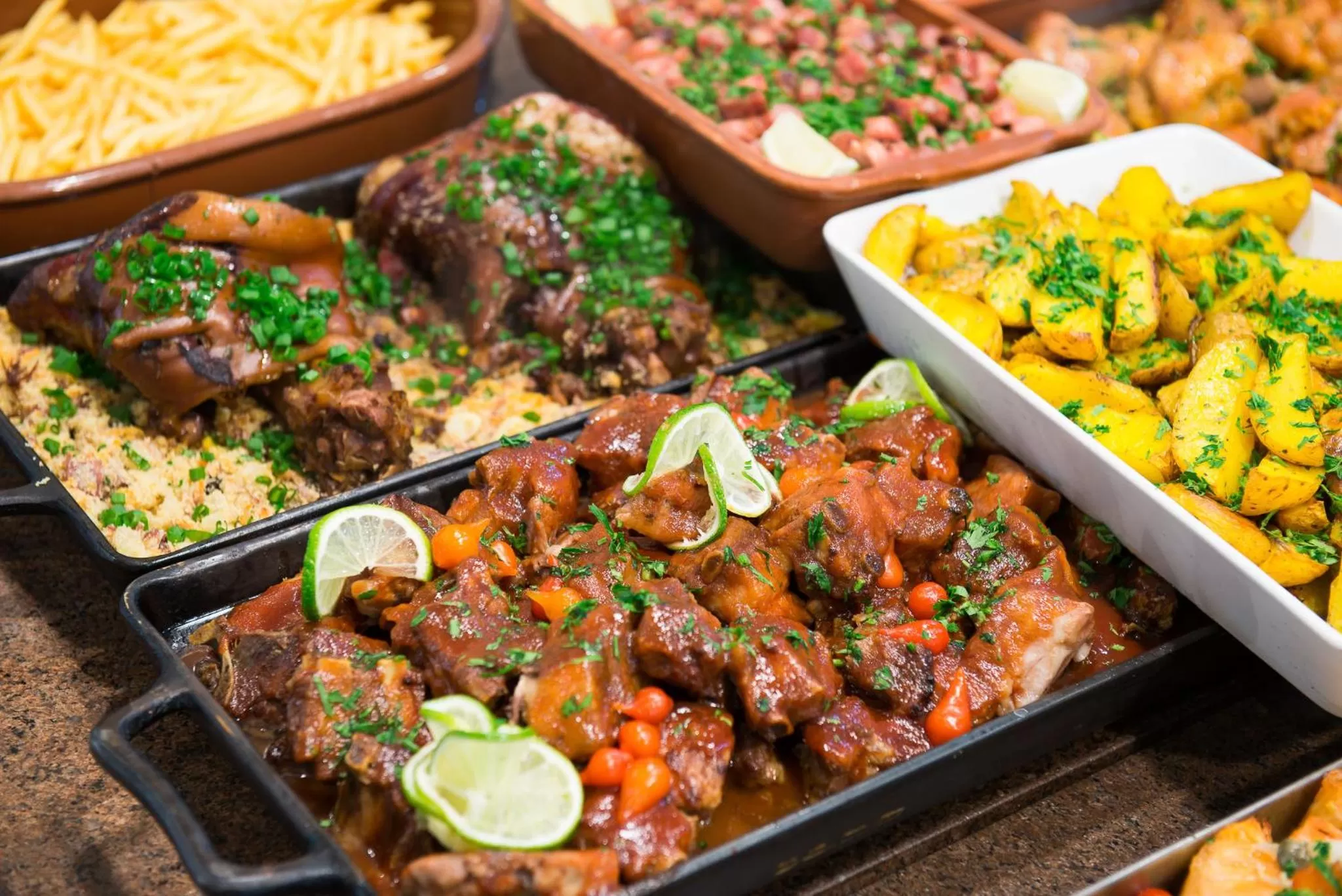 Food and drinks in Hotel Metropolitano