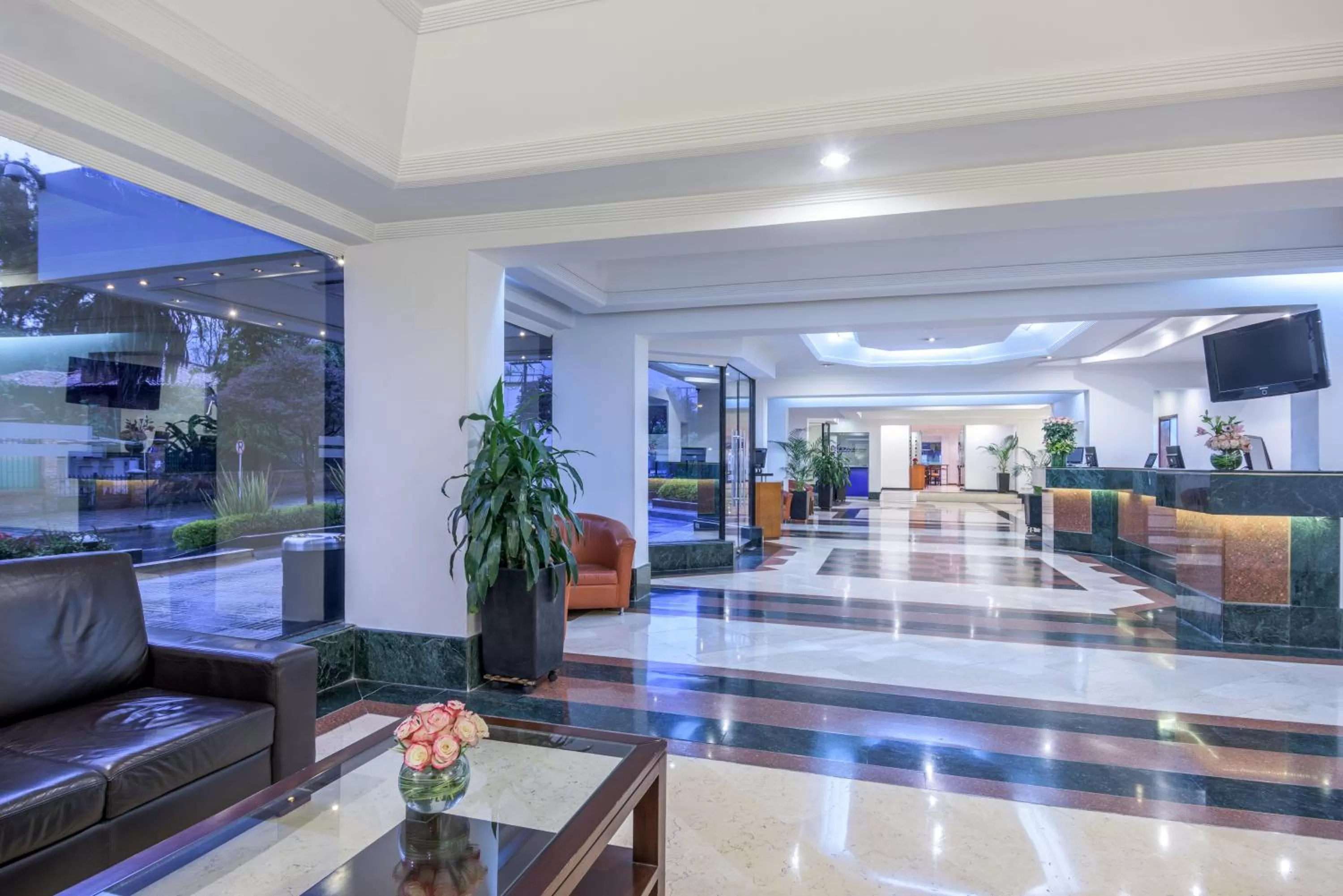 Facade/entrance in Radisson Bogota Metrotel